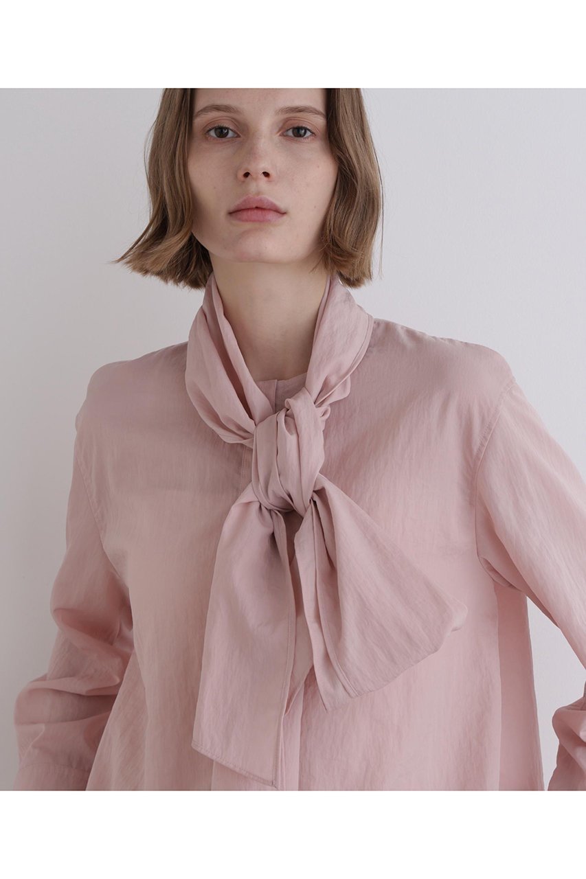 【ル フィル/LE PHIL】のコンパクトナイロンボウタイブラウス 人気、トレンドファッション・服の通販 founy(ファニー) 　ファッション　Fashion　レディースファッション　Fashion for Women　トップス・カットソー　Cut & Sew Tops　シャツ・ブラウス・オフィスカジュアル　Elegant Blouses & Button-Ups　おすすめ　Recommended / Our Picks　シンプル　Simple, Minimal　スタンダード　Standard, Basic　スリーブ　Sleeve, Long Sleeve / Short Sleeve　セットアップ　Set-Up, Coordinated Outfit　タフタ　Taffeta, Structured Fabric　ボトム　Bottoms, Lower Wear　ロング　Long, Long-Length　今季　This Season, Current Season　other-6|ID: prp329100004849173 ipo3291000000035854000