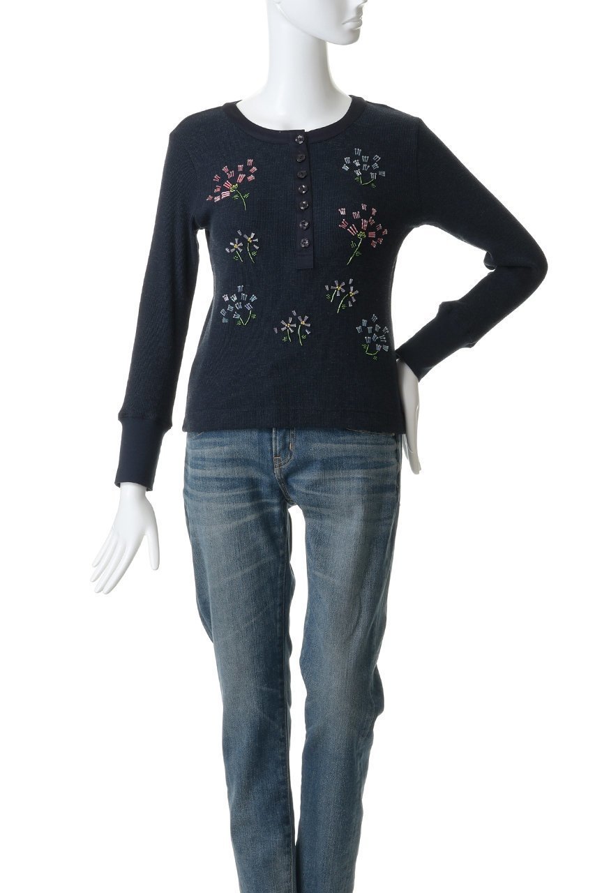 【ミュベール/MUVEIL】のフラワービーズ刺しゅうサーマルカットソー 人気、トレンドファッション・服の通販 founy(ファニー) 　ファッション　Fashion　レディースファッション　Fashion for Women　トップス・カットソー　Cut & Sew Tops　シャツ・ブラウス・オフィスカジュアル　Elegant Blouses & Button-Ups　ロングTシャツ・Tシャツ　Longline T-Shirts & Tees　カットソー・ベーシックTシャツ　Cut-and-Sewn Tops / Stretch Tees & Basics　エレガント 上品　Elegant　カットソー　Cut and Sewn Top　サテン　Satin, Glossy Fabric　ストレッチ　Stretch, Stretchy Fabric　スリーブ　Sleeve, Long Sleeve / Short Sleeve　フラワー　Flower, Floral　ミリタリー　Military, Army Style　モチーフ　Motif, Design Theme　ロング　Long, Long-Length　ワッフル　Waffle, Waffle Knit　冬　Winter / This Winter　夏　Summer　other-2|ID: prp329100004849306 ipo3291000000036073810