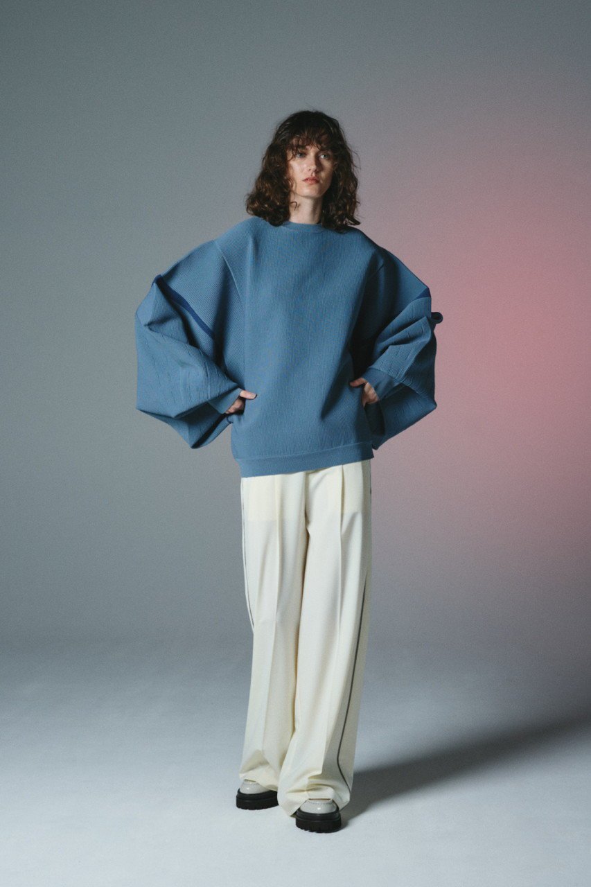 【リムアーク/RIM.ARK】のVolume sleeve design knit tops/ニット 大人の最旬トレンドファッション＆コーディネート founy(ファウニー) 　ファッション　Fashion　レディースファッション　Fashion for Women　トップス・カットソー　Cut & Sew Tops　ニット　Knit Tops & Sweaters　カジュアルプルオーバー・ニットトップス　Pullovers & Knit Tops / Casual Pullovers　ボリューム袖・フリルスリーブブラウス　Voluminous & Ruffle Sleeves / Puffy Sleeve Tops　シンプル　Simple, Minimal　スニーカー　Sneakers, Trainers　スポーティ　Sporty, Casual Athletic　スラックス　Slacks, Dress Pants　スリーブ　Sleeve, Long Sleeve / Short Sleeve　トレンド　Trend, Trending Now　バランス　Balance, Style Balance　おすすめ　Recommended / Our Picks　other-8|ID: prp329100004849790 ipo3291000000036870476