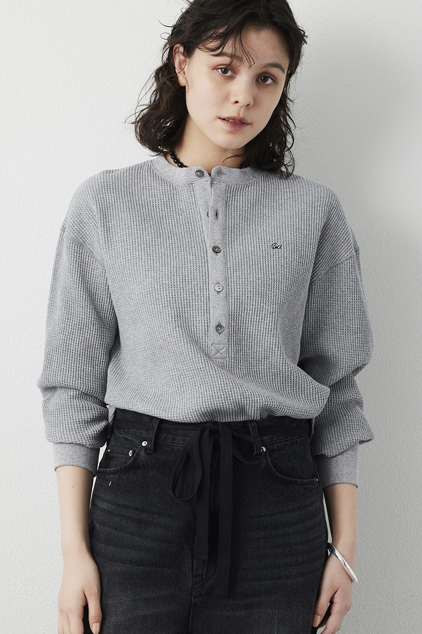 【ウィムガゼット/Whim Gazette】のサーマルヘンリープルオーバー インテリア・キッズ・メンズ・レディースファッション・服の通販 founy(ファニー) ファッション Fashion レディースファッション Fashion for Women トップス・カットソー Cut & Sew Tops シャツ・ブラウス・オフィスカジュアル Elegant Blouses & Button-Ups ロングTシャツ・Tシャツ Longline T-Shirts & Tees カジュアルプルオーバー・ニットトップス Pullovers & Knit Tops / Casual Pullovers カットソー・ベーシックTシャツ Cut-and-Sewn Tops / Stretch Tees & Basics 2026年 2026 スリーブ Sleeve, Long Sleeve / Short Sleeve ロング Long, Long-Length ワッフル Waffle, Waffle Knit 夏 Summer 春 Spring S/S・春夏 SS, Spring/Summer, Warm Season グレー|ID: prp329100004849812 ipo3291000000035511292