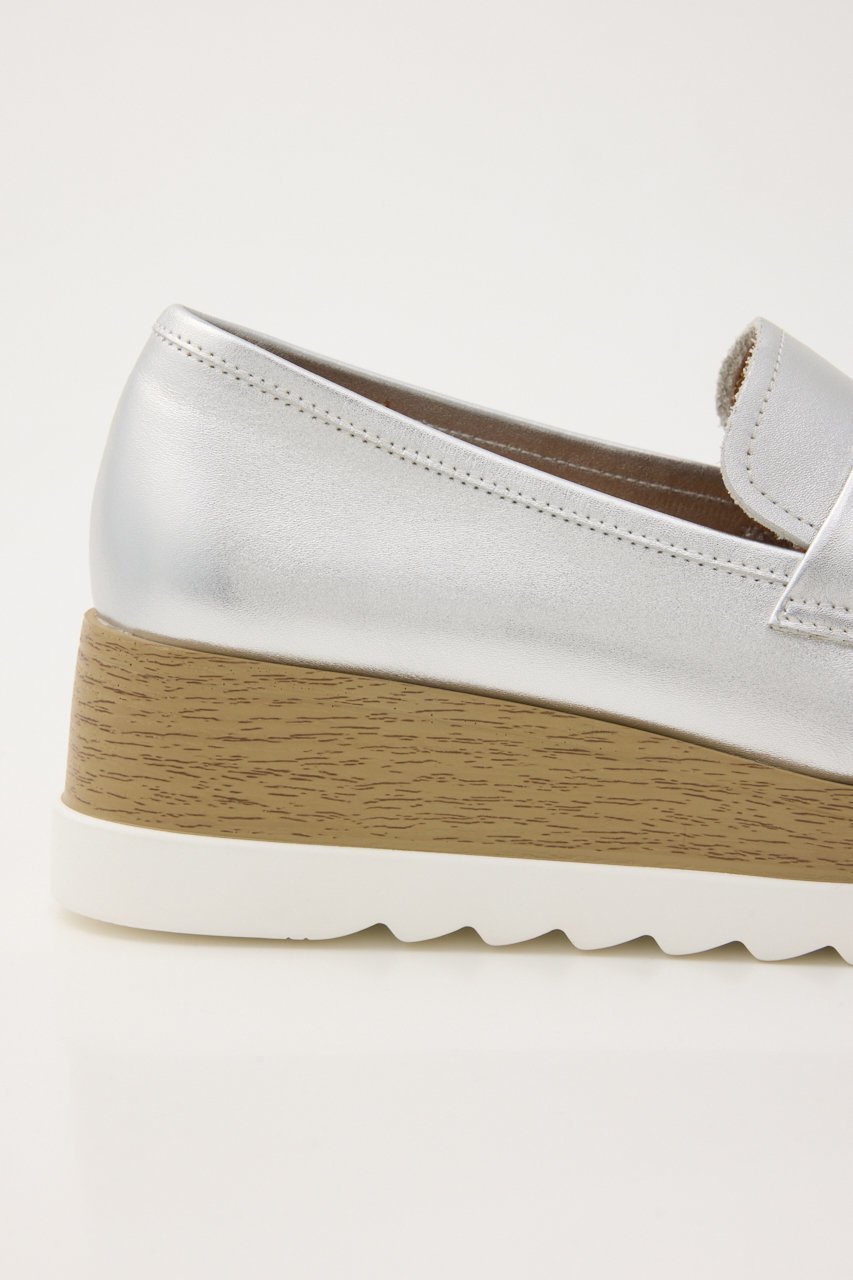 【スタッカート/STACCATO】のオーリンベルトプラットフォーム 人気、トレンドファッション・服の通販 founy(ファニー) 　ファッション　Fashion　レディースファッション　Fashion for Women　ベルト&ウエストマーク　Belts & Waist Accessories　2026年　2026　ウッド　Wooden Design　エレガント 上品　Elegant　シューズ　Shoes, Footwear　ストーン　Stone, Gem-Like　スリッポン　Slip-On, Loafer　チェーン　Chain, Chain Strap　フラット　Flat, Flat Shoes　今季　This Season, Current Season　厚底　Platform Shoes　夏　Summer　定番　Standard, Basic Item　春　Spring　S/S・春夏　SS, Spring/Summer, Warm Season　other-6|ID: prp329100004849823 ipo3291000000035511557