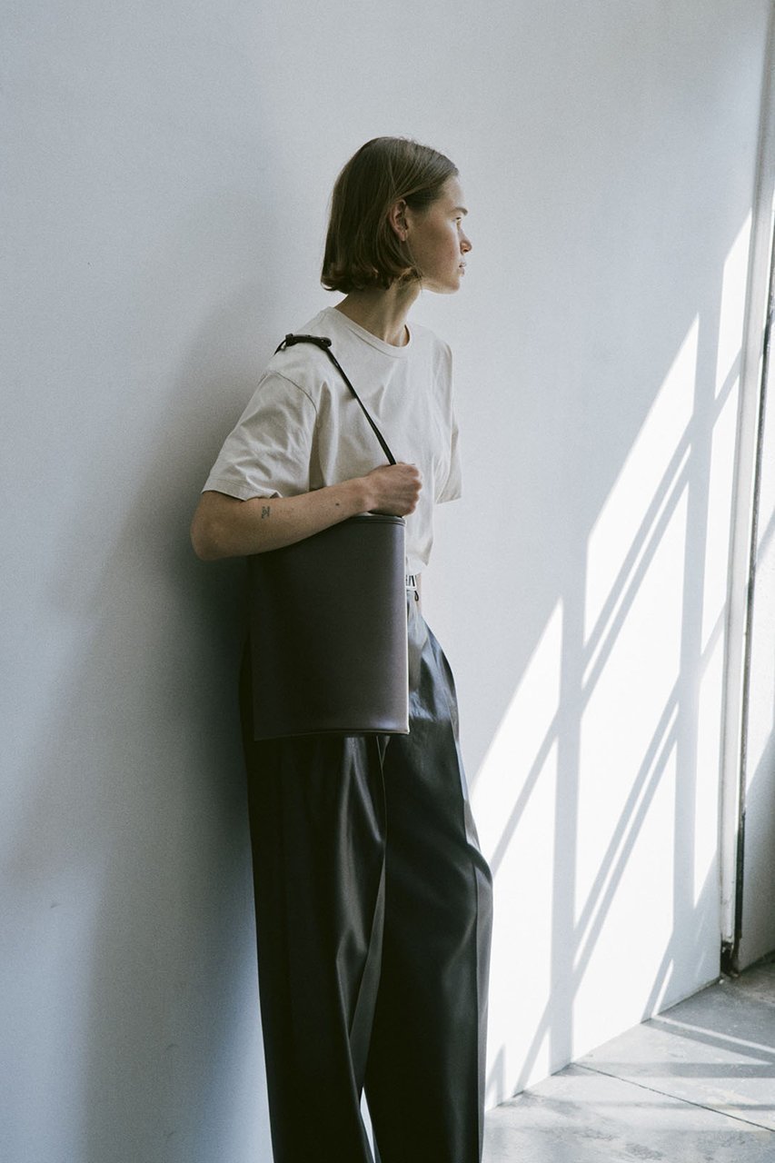 【スキュー/SCUE】のハーフシリンダーバケットバッグ L 人気、トレンドファッション・服の通販 founy(ファニー) 　ファッション　Fashion　レディースファッション　Fashion for Women　バッグ　Bags　スマート　Smart, Elegant　バケツ　Bucket, Bucket Style　バランス　Balance, Style Balance　フィット　Fit, Slim Fit　other-2|ID: prp329100004849973 ipo3291000000036070063