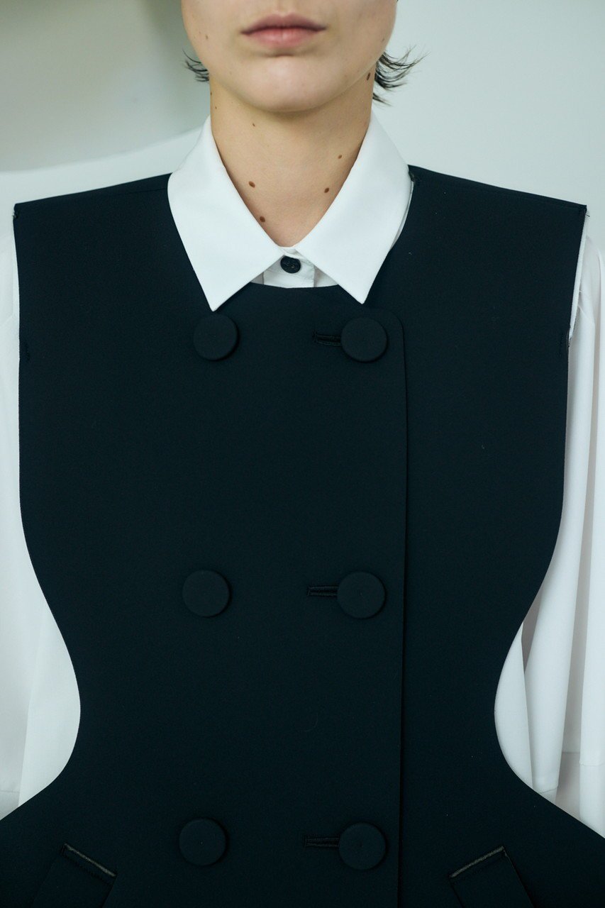 【エンフォルド/ENFOLD】のSHAPE VEST 人気、トレンドファッション・服の通販 founy(ファニー) 　ファッション　Fashion　レディースファッション　Fashion for Women　アウター　Coat / Outerwear Collection　レディースジャケット・軽アウター　Jackets　2026年　2026　ジャケット　Jacket, Outerwear　ドレス　Dress, One-Piece　ベスト　Vest, Waistcoat　ボンディング　Bonding, Bonded Fabric　夏　Summer　春　Spring　S/S・春夏　SS, Spring/Summer, Warm Season　other-5|ID: prp329100004850061 ipo3291000000035533657