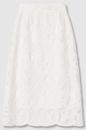 【アナイ/ANAYI】の【セットアップ対象商品】リーフコード刺繍 Iライン スカート 人気、トレンドファッション・服の通販 founy(ファニー) ファッション Fashion レディースファッション Fashion for Women セットアップ Matching Sets スカート・ミニ/ミディ/マキシ Skirts / Mini, Midi & Maxi Skirts スカート Skirts ロングスカート Long Skirts / Maxi & Midi Skirts 2026年 2026 おすすめ Recommended / Our Picks エンブロイダリー Embroidery Design ジャケット Jacket, Outerwear セットアップ Set-Up, Coordinated Outfit プリント Print, Printed Pattern モチーフ Motif, Design Theme リーフ Leaf, Botanical Leaf レース Lace, Lace Fabric ロング Long, Long-Length 夏 Summer 春 Spring S/S・春夏 SS, Spring/Summer, Warm Season |ID:prp329100004851054