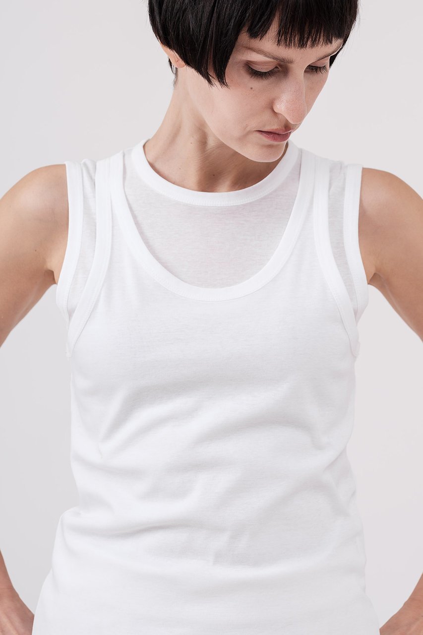 【ドメル/DOMELLE】のツイン レイヤー タンク 人気、トレンドファッション・服の通販 founy(ファニー) ファッション Fashion レディースファッション Fashion for Women トップス・カットソー Cut & Sew Tops キャミソール&ノースリーブ Camisoles & Sleeveless Tops シャツ・ブラウス・オフィスカジュアル Elegant Blouses & Button-Ups ロングTシャツ・Tシャツ Longline T-Shirts & Tees カットソー・ベーシックTシャツ Cut-and-Sewn Tops / Stretch Tees & Basics アメリカン American Style インナー Innerwear キャミソール Camisole, Spaghetti Strap Top コンパクト Compact, Small Size ジャケット Jacket, Outerwear スリーブ Sleeve, Long Sleeve / Short Sleeve タンク Tank Top, Sleeveless Top ノースリーブ Sleeveless, No-Sleeve フィット Fit, Slim Fit ベスト Vest, Waistcoat ボトム Bottoms, Lower Wear other-8|ID: prp329100004851241 ipo3291000000036415787