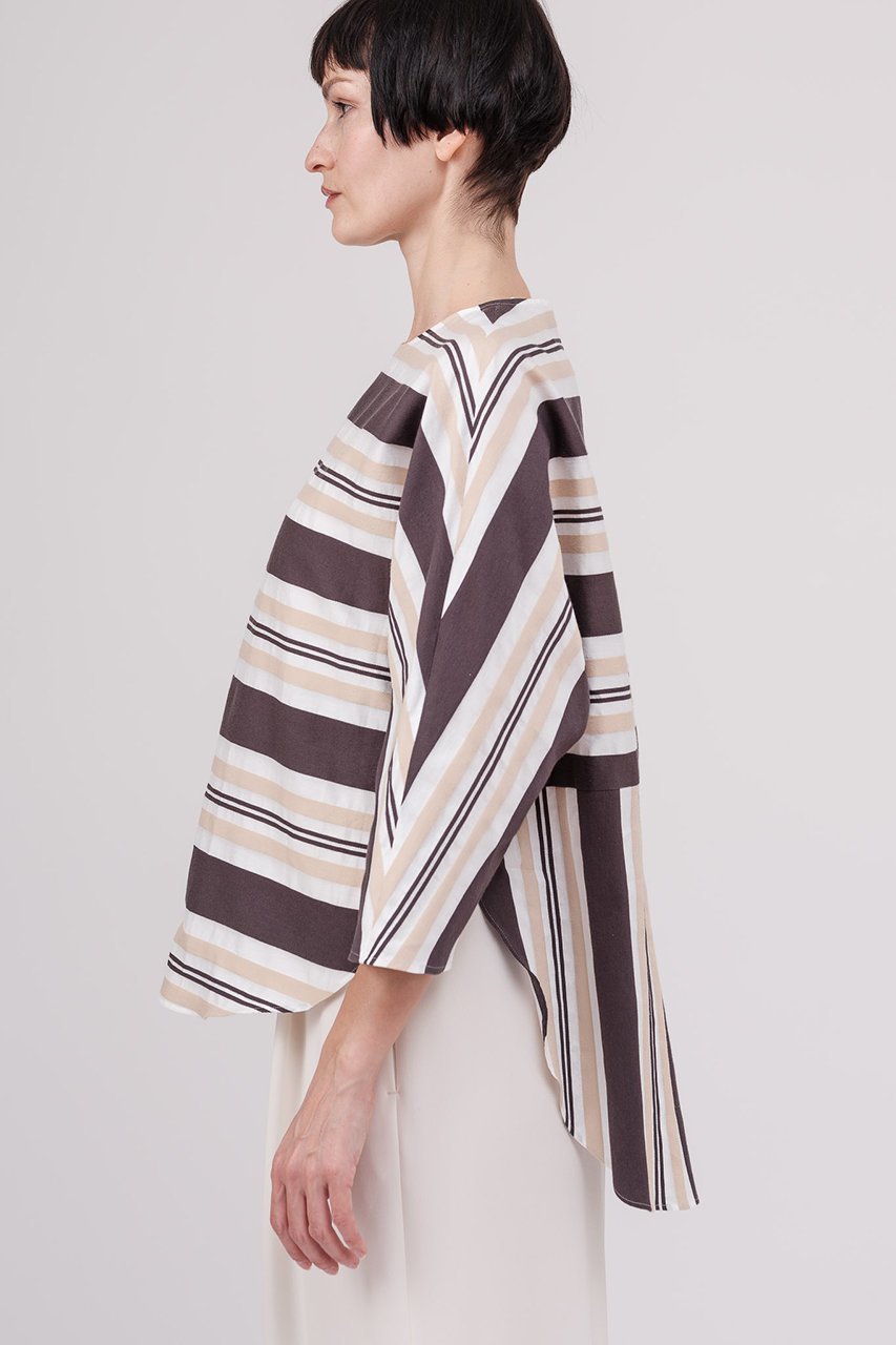 【ドメル/DOMELLE】のビッグ ストライプ ブラウス 人気、トレンドファッション・服の通販 founy(ファニー) 　ファッション　Fashion　レディースファッション　Fashion for Women　トップス・カットソー　Cut & Sew Tops　シャツ・ブラウス・オフィスカジュアル　Elegant Blouses & Button-Ups　ストライプ　Stripe, Striped Pattern　スリーブ　Sleeve, Long Sleeve / Short Sleeve　ビッグ　Big, Oversized　ファブリック　Fabric, Textile　フォルム　Silhouette, Form　ボーダー　Border, Stripe　リラックス　Relax, Relaxed Fit　ロング　Long, Long-Length　ワイド　Wide, Wide Fit　other-7|ID: prp329100004851243 ipo3291000000036163329