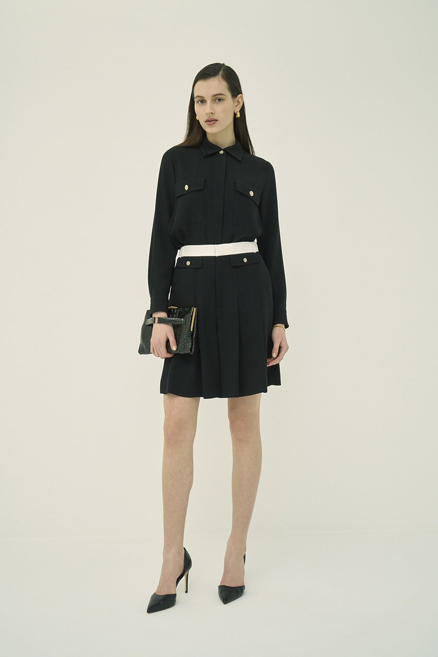 【エムダブリュー/MW】のバックサテン タック パンツ 人気、トレンドファッション・服の通販 founy(ファニー) 　ファッション　Fashion　レディースファッション　Fashion for Women　パンツ　Pants & Trousers　ショートパンツ・ハーフパンツ　High-Waisted & Relaxed Shorts　バッグ　Bags　サテン　Satin, Glossy Fabric　ショート　Short, Short Length　フォーマル　Formal, Dressy　エレガント 上品　Elegant　新作・新入荷　New Arrivals / New In　other-8|ID: prp329100004851256 ipo3291000000035576121