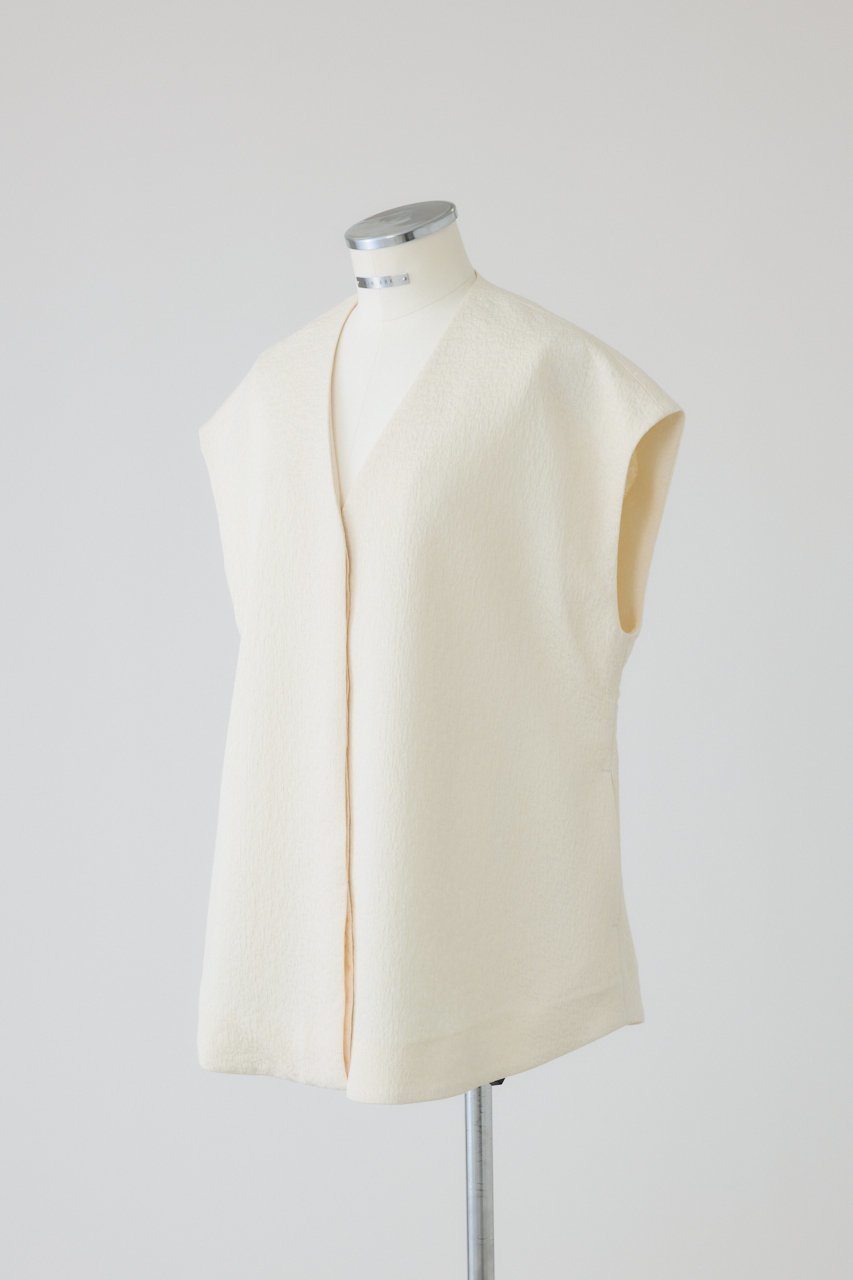 【リムアーク/RIM.ARK】のGlossy JQ shape vest/ベスト 人気、トレンドファッション・服の通販 founy(ファニー) 　ファッション　Fashion　レディースファッション　Fashion for Women　アウター　Coat / Outerwear Collection　レディースジャケット・軽アウター　Jackets　おすすめ　Recommended / Our Picks　シェイプ　Shape, Slim Fit　ジャケット　Jacket, Outerwear　セットアップ　Set-Up, Coordinated Outfit　ベスト　Vest, Waistcoat　エレガント 上品　Elegant　ビジネス 仕事 通勤　Business / Work / Commuting　other-2|ID: prp329100004851337 ipo3291000000036418625