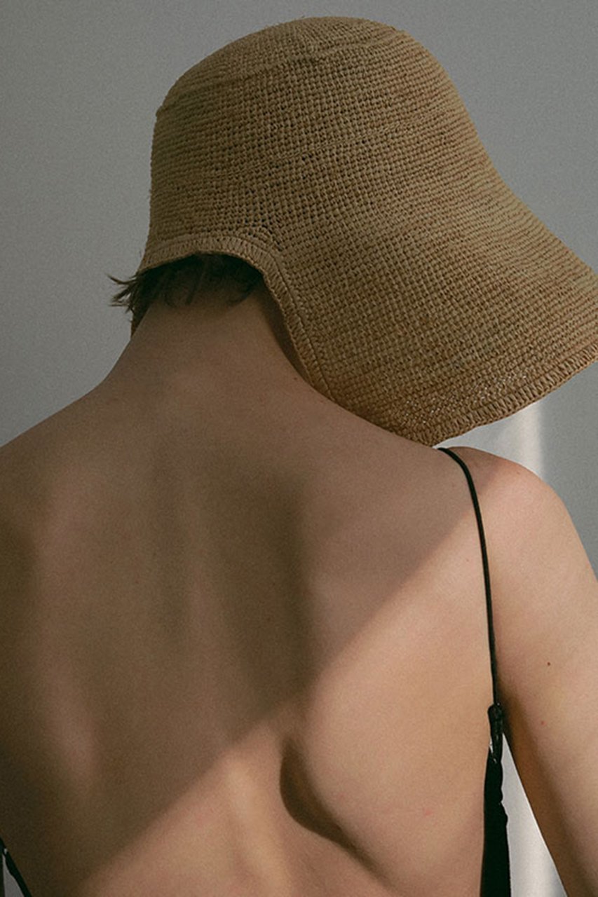 【エトレトウキョウ/ETRE TOKYO】のラフィアボンネットハット 人気、トレンドファッション・服の通販 founy(ファニー) 　ファッション　Fashion　レディースファッション　Fashion for Women　キャップ&ハット　Hats & Caps　春　Spring　カッティング　Cutting Detail　シンプル　Simple, Minimal　タンク　Tank Top, Sleeveless Top　デニム　Denim, Jeans Material　ハンド　Hand, Handmade　帽子　Hat, Headwear　ラフィア　Raffia, Natural Straw　リゾート　Resort, Vacation Style　ワイヤー　Wire, Wired Bra　S/S・春夏　SS, Spring/Summer, Warm Season　夏　Summer　エレガント 上品　Elegant　2026年　2026　other-3|ID: prp329100004851862 ipo3291000000035609682