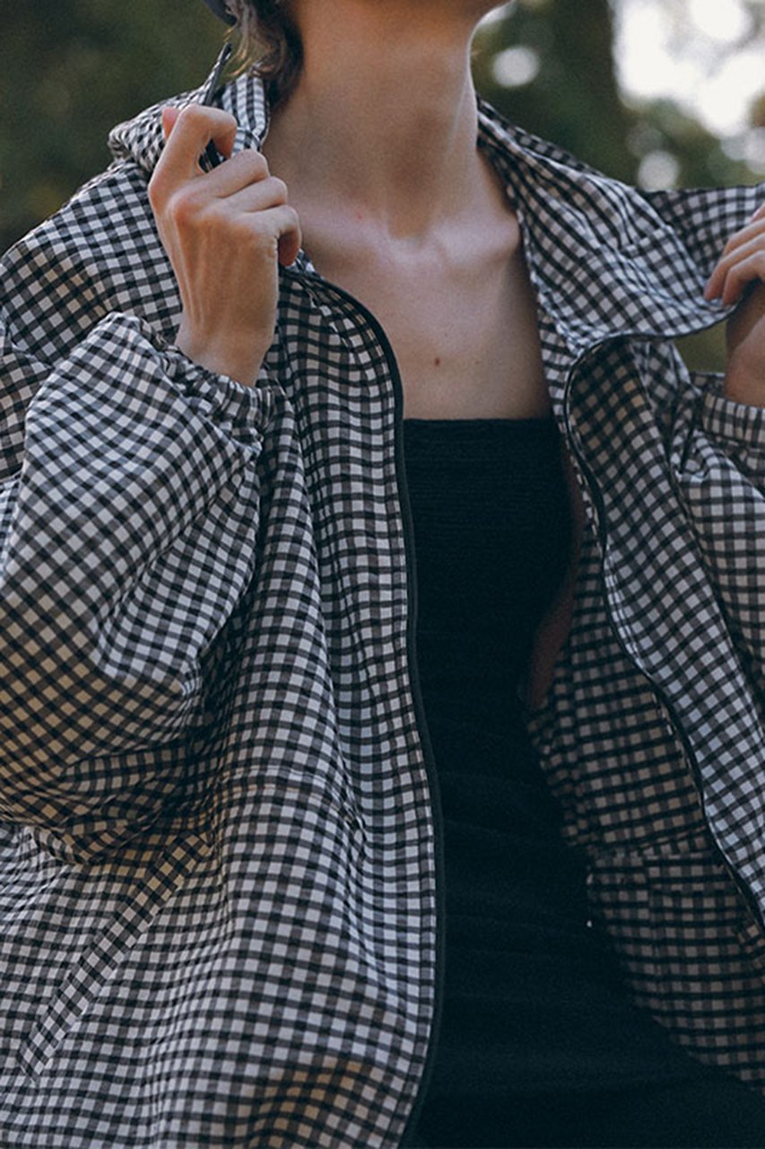 【エトレトウキョウ/ETRE TOKYO】のサッカーストレッチフードブルゾン 人気、トレンドファッション・服の通販 founy(ファニー) 　ファッション　Fashion　レディースファッション　Fashion for Women　水着　Swimwear　レディース水着・ビーチウェア　Swimwear & Beachwear　春　Spring　カットソー　Cut and Sewn Top　コンパクト　Compact, Small Size　吸水　Absorbent, Quick-Dry　軽量　Lightweight, Ultra Light　サッカー　Seersucker, Summer Fabric　スポーツ　Sports, Activewear　スポーティ　Sporty, Casual Athletic　ドローコード　Drawcord, Drawstring Cord　ブルゾン　Blouson, Bomber Jacket　ポケット　Pocket, Pocket Detail　水着　Swimsuit, Swimwear　S/S・春夏　SS, Spring/Summer, Warm Season　夏　Summer　旅行　Travel　2026年　2026　other-8|ID: prp329100004851866 ipo3291000000035707942