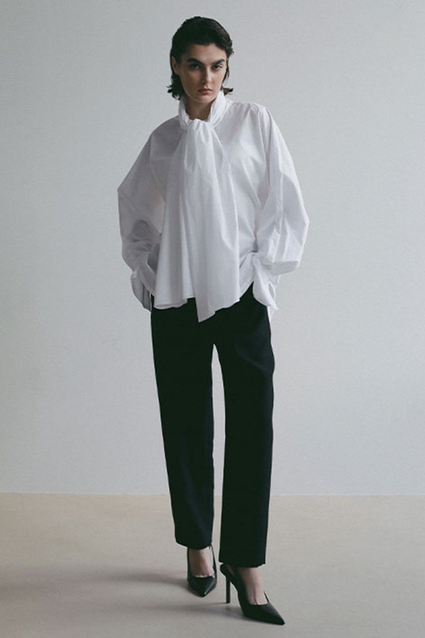 【エトレトウキョウ/ETRE TOKYO】の【SANTE】センタークリーステーパードパンツ 人気、トレンドファッション・服の通販 founy(ファニー) 　ファッション　Fashion　レディースファッション　Fashion for Women　パンツ　Pants & Trousers　春　Spring　キュプラ　Cupro, Eco Fabric　クラシック　Classic, Timeless Style　ジャケット　Jacket, Outerwear　セットアップ　Set-Up, Coordinated Outfit　センター　Center, Center Line　なめらか　Smooth, Silky Texture　S/S・春夏　SS, Spring/Summer, Warm Season　夏　Summer　エレガント 上品　Elegant　セレモニー　Ceremony　2026年　2026　other-2|ID: prp329100004851880 ipo3291000000035609859