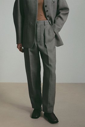 【エトレトウキョウ/ETRE TOKYO】の【SANTE】センタークリーステーパードパンツ 人気、トレンドファッション・服の通販 founy(ファニー) ファッション Fashion レディースファッション Fashion for Women パンツ Pants & Trousers キュプラ Cupro, Eco Fabric クラシック Classic, Timeless Style ジャケット Jacket, Outerwear セットアップ Set-Up, Coordinated Outfit センター Center, Center Line なめらか Smooth, Silky Texture エレガント 上品 Elegant セレモニー Ceremony |ID:prp329100004851880