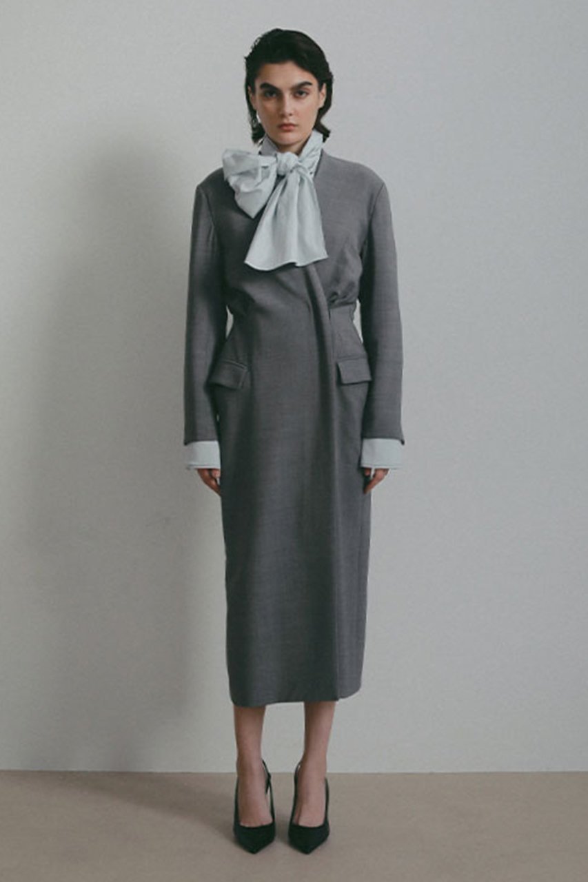 【エトレトウキョウ/ETRE TOKYO】の【SANTE】ボウタイリボンシャツ 人気、トレンドファッション・服の通販 founy(ファニー) 　ファッション　Fashion　レディースファッション　Fashion for Women　トップス・カットソー　Cut & Sew Tops　シャツ・ブラウス・オフィスカジュアル　Elegant Blouses & Button-Ups　2026年　2026　なめらか　Smooth, Silky Texture　オケージョン　Occasion Wear　カフス　Cuff Design　シルク　Silk, 100% Silk　ジャケット　Jacket, Outerwear　スリーブ　Sleeve, Long Sleeve / Short Sleeve　セットアップ　Set-Up, Coordinated Outfit　セレモニー　Ceremony　ダブル　Double, Double-Breasted　フォーマル　Formal, Dressy　リボン　Ribbon, Bow　ループ　Loop, Loop Knit　ロング　Long, Long-Length　エレガント 上品　Elegant　夏　Summer　春　Spring　S/S・春夏　SS, Spring/Summer, Warm Season　other-5|ID: prp329100004851881 ipo3291000000035609873