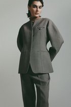 【エトレトウキョウ/ETRE TOKYO】の【SANTE】コンストラクティブジャケット 人気、トレンドファッション・服の通販 founy(ファニー) ファッション Fashion レディースファッション Fashion for Women アウター Coat / Outerwear Collection レディースジャケット・軽アウター Jackets 2026年 2026 なめらか Smooth, Silky Texture カットソー Cut and Sewn Top キュプラ Cupro, Eco Fabric ジャケット Jacket, Outerwear スリーブ Sleeve, Long Sleeve / Short Sleeve セットアップ Set-Up, Coordinated Outfit セレモニー Ceremony タートルネック Turtleneck, High Neck フォルム Silhouette, Form 夏 Summer 春 Spring S/S・春夏 SS, Spring/Summer, Warm Season thumbnail グレー|ID: prp329100004851882 ipo3291000000035609875