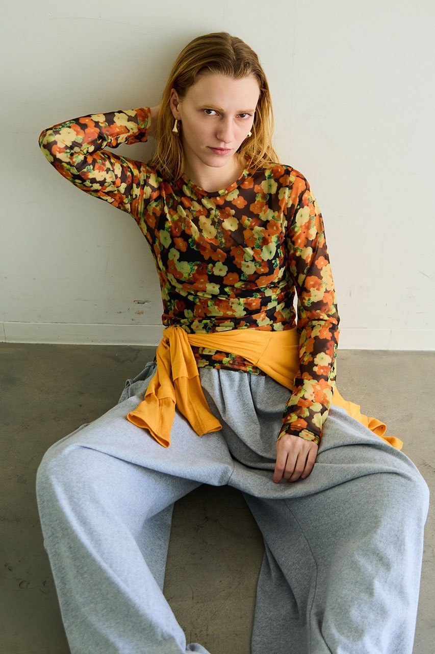 【メゾンスペシャル/MAISON SPECIAL】のFlower Print Tops/ブラーフラワープリントトップス 人気、トレンドファッション・服の通販 founy(ファニー) 　ファッション　Fashion　レディースファッション　Fashion for Women　トップス・カットソー　Cut & Sew Tops　シャツ・ブラウス・オフィスカジュアル　Elegant Blouses & Button-Ups　ロングTシャツ・Tシャツ　Longline T-Shirts & Tees　カットソー・ベーシックTシャツ　Cut-and-Sewn Tops / Stretch Tees & Basics　花柄・フラワープリント・モチーフ　Floral Prints & Motifs / Flower Pattern Tops　2026年　2026　スリーブ　Sleeve, Long Sleeve / Short Sleeve　ロング　Long, Long-Length　夏　Summer　春　Spring　S/S・春夏　SS, Spring/Summer, Warm Season　other-7|ID: prp329100004851894 ipo3291000000035610000