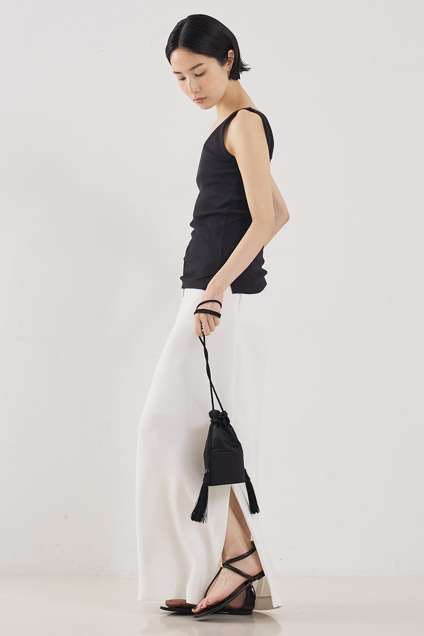 【ザ ストア バイ シー/THE STORE by C】の【COCUCA】リブタンク 人気、トレンドファッション・服の通販 founy(ファニー) 　ファッション　Fashion　レディースファッション　Fashion for Women　トップス・カットソー　Cut & Sew Tops　キャミソール&ノースリーブ　Camisoles & Sleeveless Tops　シャツ・ブラウス・オフィスカジュアル　Elegant Blouses & Button-Ups　ロングTシャツ・Tシャツ　Longline T-Shirts & Tees　カットソー・ベーシックTシャツ　Cut-and-Sewn Tops / Stretch Tees & Basics　2026年　2026　インナー　Innerwear　キャミソール　Camisole, Spaghetti Strap Top　シルク　Silk, 100% Silk　タンク　Tank Top, Sleeveless Top　フィット　Fit, Slim Fit　ベーシック　Basic, Essential　夏　Summer　定番　Standard, Basic Item　春　Spring　S/S・春夏　SS, Spring/Summer, Warm Season　other-7|ID: prp329100004852717 ipo3291000000035922352