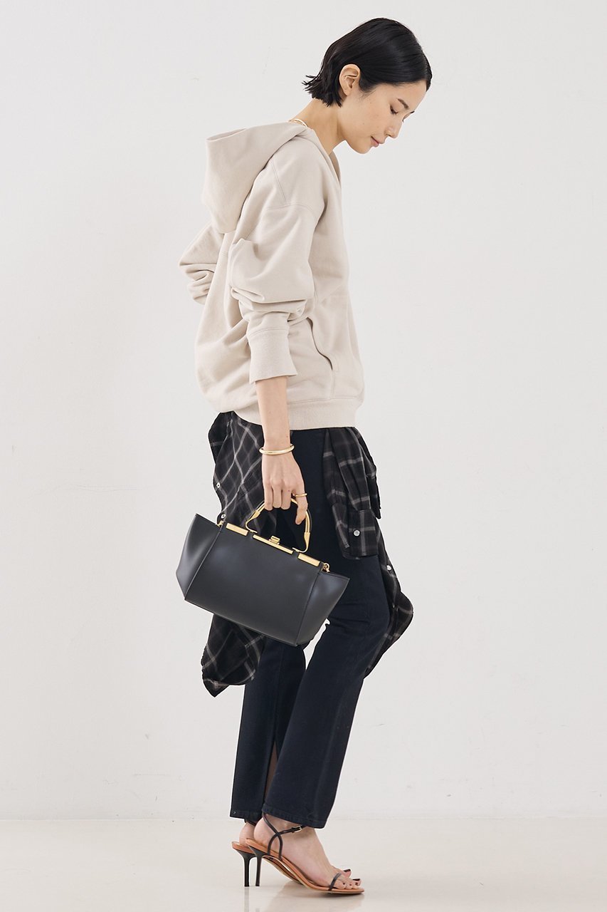 【ザ ストア バイ シー/THE STORE by C】の【COCUCA】オーバースエット 人気、トレンドファッション・服の通販 founy(ファニー) ファッション Fashion レディースファッション Fashion for Women トップス・カットソー Cut & Sew Tops シャツ・ブラウス・オフィスカジュアル Elegant Blouses & Button-Ups レディースパーカー・カジュアルフーディー Casual Hoodies & Sweatshirts ロングTシャツ・Tシャツ Longline T-Shirts & Tees スウェット・クルーネックトップス Sweatshirts & Crewnecks / Relaxed Fit Sweat Tops カットソー・ベーシックTシャツ Cut-and-Sewn Tops / Stretch Tees & Basics 2026年 2026 パターン Pattern, Design Print ループ Loop, Loop Knit 夏 Summer 春 Spring S/S・春夏 SS, Spring/Summer, Warm Season other-7|ID: prp329100004852718 ipo3291000000035922362