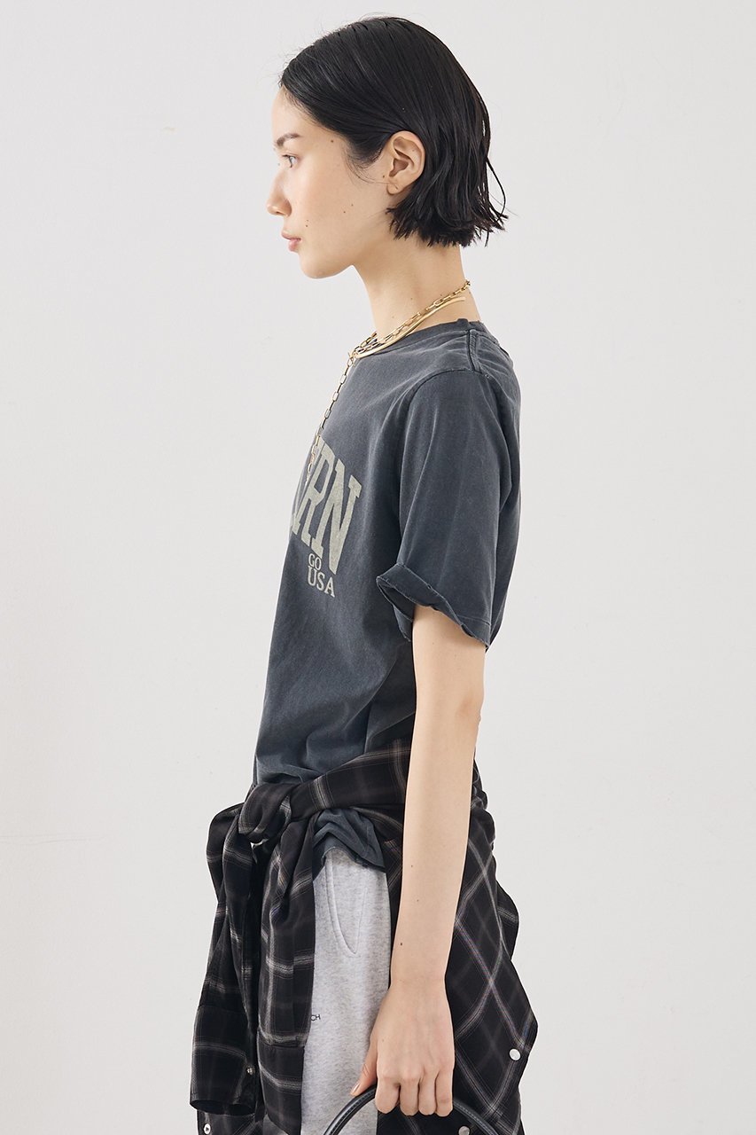 【ザ ストア バイ シー/THE STORE by C】の【REMI RELIEF】【別注】【WEB限定】WILTERNロゴTシャツ 人気、トレンドファッション・服の通販 founy(ファニー) 　ファッション　Fashion　レディースファッション　Fashion for Women　トップス・カットソー　Cut & Sew Tops　シャツ・ブラウス・オフィスカジュアル　Elegant Blouses & Button-Ups　ロングTシャツ・Tシャツ　Longline T-Shirts & Tees　カットソー・ベーシックTシャツ　Cut-and-Sewn Tops / Stretch Tees & Basics　2026年　2026　カットソー　Cut and Sewn Top　ショート　Short, Short Length　スリーブ　Sleeve, Long Sleeve / Short Sleeve　ダメージ　Distressed, Destroyed　ベーシック　Basic, Essential　別注　Limited Edition, Custom Order　半袖　Short Sleeve, Half Sleeve　夏　Summer　春　Spring　S/S・春夏　SS, Spring/Summer, Warm Season　other-3|ID: prp329100004852721 ipo3291000000035707437