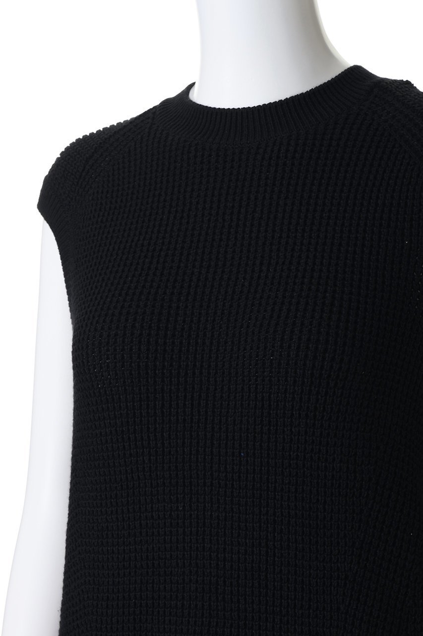 【スローン/SLOANE】の7G変形片畦編み コットン クルーネックベスト 人気、トレンドファッション・服の通販 founy(ファニー) 　ファッション　Fashion　レディースファッション　Fashion for Women　トップス・カットソー　Cut & Sew Tops　ニット　Knit Tops & Sweaters　ベスト&ジレ / 重ね着スタイル　Vests & Gilets　カジュアルプルオーバー・ニットトップス　Pullovers & Knit Tops / Casual Pullovers　畦編みニット・テクスチャードトップス　Ribbed Knit Sweaters / Textured Knit Tops　2026年　2026　シンプル　Simple, Minimal　デニム　Denim, Jeans Material　夏　Summer　春　Spring　S/S・春夏　SS, Spring/Summer, Warm Season　畦　Ribbed Knit　軽量　Lightweight, Ultra Light　other-5|ID: prp329100004852733 ipo3291000000035638715