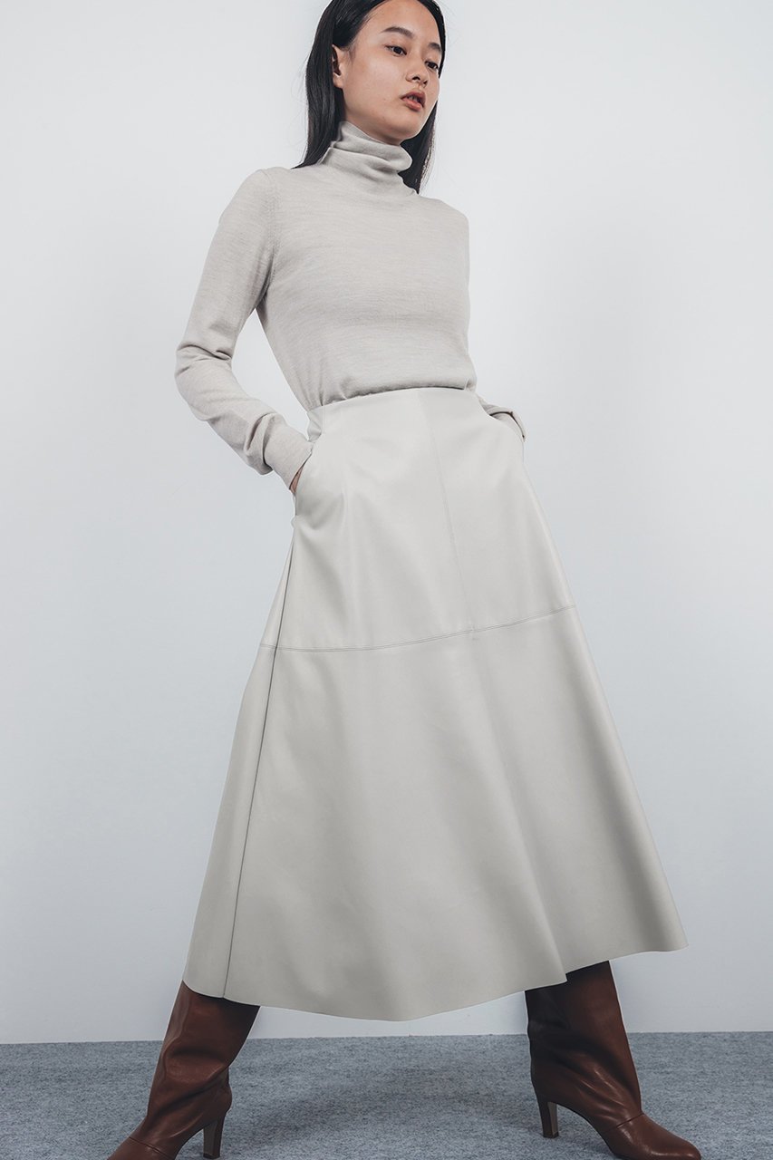 【スタニングルアー/STUNNING LURE】のフェイクレザーフレアスカート 人気、トレンドファッション・服の通販 founy(ファニー) 　ファッション　Fashion　レディースファッション　Fashion for Women　スカート　Skirts　Aライン・フレアスカート　A-Line & Flared Skirts　ロングスカート　Long Skirts / Maxi & Midi Skirts　フェイクレザー　Faux Leather, PU Leather　フレア　Flare, Flared　ロング　Long, Long-Length　other-6|ID: prp329100004852767 ipo3291000000035639339