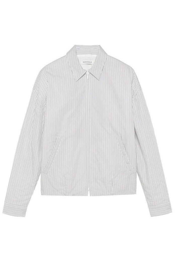 【マディソンブルー/MADISONBLUE】のPADDED DEAN JK MULTI STRIPE パデッドデニムジャケット インテリア・キッズ・メンズ・レディースファッション・服の通販 founy(ファニー) https://founy.com/ ファッション Fashion レディースファッション Fashion for Women アウター Coat / Outerwear Collection レディースジャケット・軽アウター Jackets デニムジャケット / カジュアルアウター Denim Jackets 2026年 2026 コンパクト Compact, Small Size ジップ Zip, Zipper ジャケット Jacket, Outerwear ストライプ Stripe, Striped Pattern フォルム Silhouette, Form ブロード Broadcloth, Fine Cotton エレガント 上品 Elegant 夏 Summer 春 Spring S/S・春夏 SS, Spring/Summer, Warm Season |ID: prp329100004854286 ipo3291000000035705879