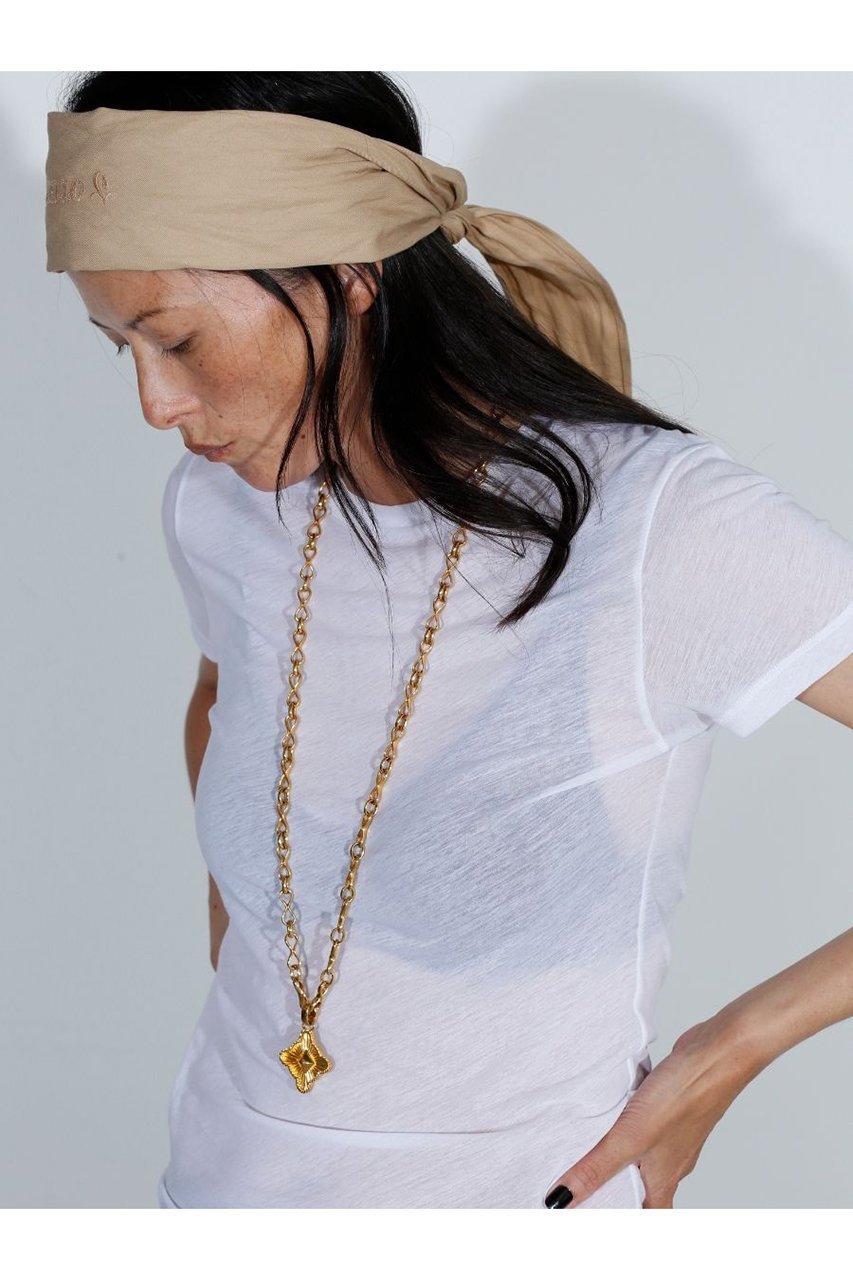 【マディソンブルー/MADISONBLUE】のDIAMONDS SCARF EMBROIDERY C/ME ダイアモンドスカーフ 人気、トレンドファッション・服の通販 founy(ファニー) 　ファッション　Fashion　レディースファッション　Fashion for Women　ストール　Soft & Warm Scarves　マフラー・スヌード / 冬小物の定番　Scarves & Mufflers　2026年　2026　スカーフ　Scarf, Neckwear　ストール　Stole, Wrap　マフラー　Scarf, Muffler　今季　This Season, Current Season　夏　Summer　春　Spring　S/S・春夏　SS, Spring/Summer, Warm Season　other-3|ID: prp329100004854292 ipo3291000000035705974