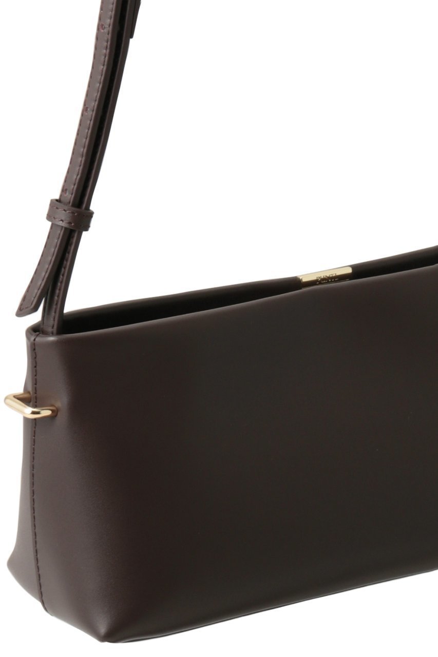 【プンティ/PUNTI】のPORTRAIT ワンショルダーバッグ 人気、トレンドファッション・服の通販 founy(ファニー) 　ファッション　Fashion　レディースファッション　Fashion for Women　バッグ　Bags　2026年　2026　おすすめ　Recommended / Our Picks　ショルダー　Shoulder, Shoulder Strap　スクエア　Square, Square Shape　フォルム　Silhouette, Form　ポシェット　Pochette, Mini Bag　ロング　Long, Long-Length　夏　Summer　春　Spring　S/S・春夏　SS, Spring/Summer, Warm Season　other-4|ID: prp329100004854303 ipo3291000000036093050