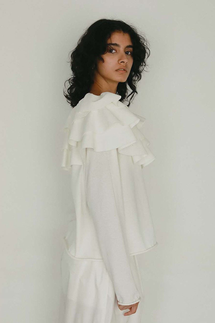 【ハー/HER.】の【2/12 12:00販売開始】フレアカラーニットプルオーバー 人気、トレンドファッション・服の通販 founy(ファニー) 　ファッション　Fashion　レディースファッション　Fashion for Women　トップス・カットソー　Cut & Sew Tops　ニット　Knit Tops & Sweaters　カジュアルプルオーバー・ニットトップス　Pullovers & Knit Tops / Casual Pullovers　2026年　2026　スーツ　Suit, Formalwear　ダウン　Down, Puffer　デニム　Denim, Jeans Material　フリル　Frill, Ruffle　ベーシック　Basic, Essential　ボトム　Bottoms, Lower Wear　リラックス　Relax, Relaxed Fit　夏　Summer　春　Spring　S/S・春夏　SS, Spring/Summer, Warm Season　other-3|ID: prp329100004854325 ipo3291000000035706442