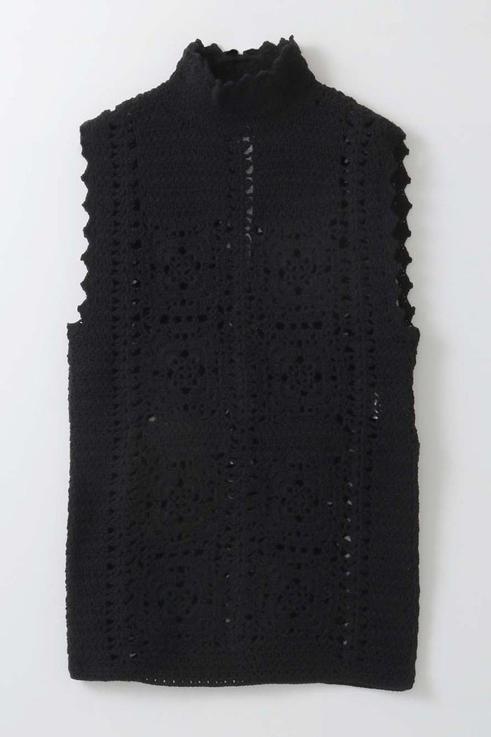 【ハー/HER.】のクロシェノースリーブニット インテリア・キッズ・メンズ・レディースファッション・服の通販 founy(ファニー) https://founy.com/ ファッション Fashion レディースファッション Fashion for Women トップス・カットソー Cut & Sew Tops ニット Knit Tops & Sweaters キャミソール&ノースリーブ Camisoles & Sleeveless Tops カジュアルプルオーバー・ニットトップス Pullovers & Knit Tops / Casual Pullovers 2026年 2026 カットソー Cut and Sewn Top シアー Sheer, See-Through スタンド Stand Collar, Upright Stand スリット Slit, Slit Detail ダウン Down, Puffer ボトム Bottoms, Lower Wear リラックス Relax, Relaxed Fit エレガント 上品 Elegant 夏 Summer 手編み Hand-Knitted, Handmade Knit 春 Spring S/S・春夏 SS, Spring/Summer, Warm Season |ID: prp329100004854327 ipo3291000000036044822