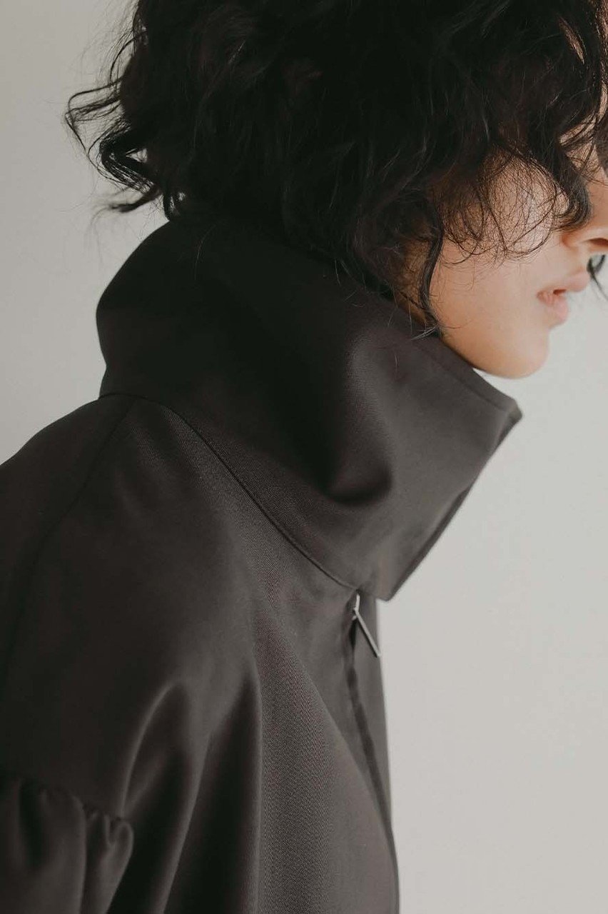 【ハー/HER.】の【2/12 12:00販売開始】ペプラムギャザーハーフコート 人気、トレンドファッション・服の通販 founy(ファニー) 　ファッション　Fashion　レディースファッション　Fashion for Women　アウター　Coat / Outerwear Collection　コート・ロングコート・ピーコート　Long Coats, Peacoats & More　2026年　2026　おすすめ　Recommended / Our Picks　ギャザー　Gathered, Ruffled　ショート　Short, Short Length　スタンド　Stand Collar, Upright Stand　スリーブ　Sleeve, Long Sleeve / Short Sleeve　ハーフ　Half, Half-Length　ペプラム　Peplum, Flared Hem　エレガント 上品　Elegant　夏　Summer　春　Spring　S/S・春夏　SS, Spring/Summer, Warm Season　other-4|ID: prp329100004854328 ipo3291000000035706481