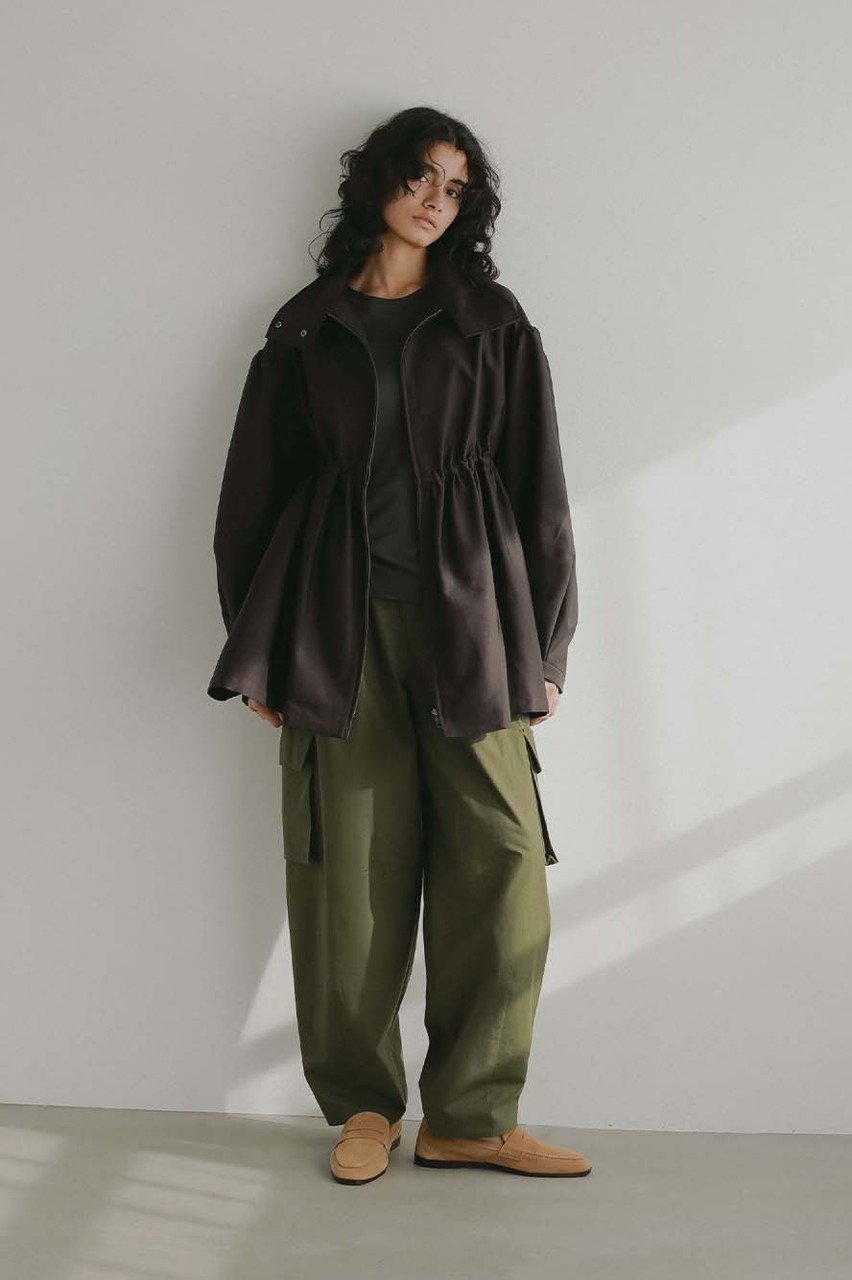 【ハー/HER.】の【2/12 12:00販売開始】ペプラムギャザーハーフコート 人気、トレンドファッション・服の通販 founy(ファニー) 　ファッション　Fashion　レディースファッション　Fashion for Women　アウター　Coat / Outerwear Collection　コート・ロングコート・ピーコート　Long Coats, Peacoats & More　2026年　2026　おすすめ　Recommended / Our Picks　ギャザー　Gathered, Ruffled　ショート　Short, Short Length　スタンド　Stand Collar, Upright Stand　スリーブ　Sleeve, Long Sleeve / Short Sleeve　ハーフ　Half, Half-Length　ペプラム　Peplum, Flared Hem　エレガント 上品　Elegant　夏　Summer　春　Spring　S/S・春夏　SS, Spring/Summer, Warm Season　other-7|ID: prp329100004854328 ipo3291000000035706486