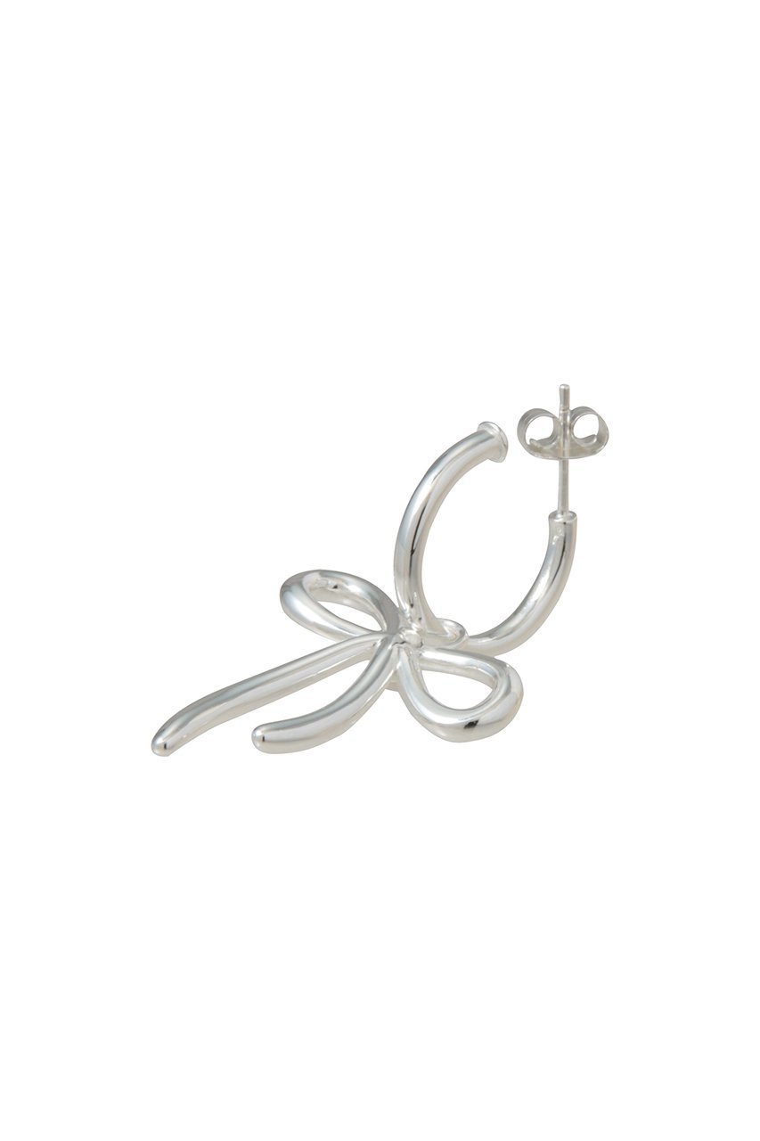 【デイジー ロンドン/DAISY LONDON】のDaisy Bow Large Drop ピアス 人気、トレンドファッション・服の通販 founy(ファニー) 　ファッション　Fashion　レディースファッション　Fashion for Women　ジュエリー　Jewelry　ファッションリング　Fashion Rings　イヤリング・フープ・ドロップタイプ　Hoop, Drop & Clip Earrings　2026年　2026　イヤリング　Earrings　シルバー　Silver, Metallic Silver　ジャケット　Jacket, Outerwear　デニム　Denim, Jeans Material　パール　Pearl, Pearl Accent　モチーフ　Motif, Design Theme　リボン　Ribbon, Bow　エレガント 上品　Elegant　夏　Summer　春　Spring　S/S・春夏　SS, Spring/Summer, Warm Season　other-3|ID: prp329100004855367 ipo3291000000035776420