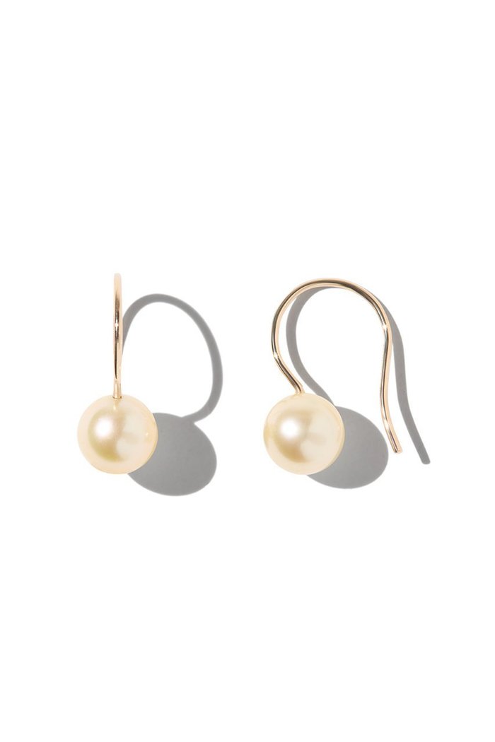 【ミズキ/MIZUKI】の【2/20 0:00販売開始】SBE451 ゴールドアコヤパール candy フックピアス インテリア・キッズ・メンズ・レディースファッション・服の通販 founy(ファニー) https://founy.com/ ファッション Fashion レディースファッション Fashion for Women ジュエリー Jewelry ファッションリング Fashion Rings イヤリング・フープ・ドロップタイプ Hoop, Drop & Clip Earrings 2026年 2026 イヤリング Earrings シンプル Simple, Minimal フォーマル Formal, Dressy エレガント 上品 Elegant 夏 Summer 春 Spring S/S・春夏 SS, Spring/Summer, Warm Season |ID: prp329100004855376 ipo3291000000035776444