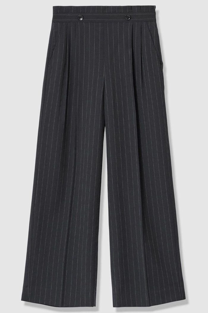 【アルアバイル/allureville】のTWストライプウェストタックパンツ インテリア・キッズ・メンズ・レディースファッション・服の通販 founy(ファニー) https://founy.com/ ファッション Fashion レディースファッション Fashion for Women パンツ Pants & Trousers 2026年 2026 おすすめ Recommended / Our Picks エレガント 上品 Elegant サマー Summer, Summer Style ジャケット Jacket, Outerwear ストライプ Stripe, Striped Pattern ハーフ Half, Half-Length マニッシュ Mannish, Boyish 夏 Summer 春 Spring S/S・春夏 SS, Spring/Summer, Warm Season |ID: prp329100004855428 ipo3291000000035776895