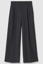 【アルアバイル/allureville】のTWストライプウェストタックパンツ 人気、トレンドファッション・服の通販 founy(ファニー) ファッション Fashion レディースファッション Fashion for Women パンツ Pants & Trousers 2026年 2026 おすすめ Recommended / Our Picks エレガント 上品 Elegant サマー Summer, Summer Style ジャケット Jacket, Outerwear ストライプ Stripe, Striped Pattern ハーフ Half, Half-Length マニッシュ Mannish, Boyish 夏 Summer 春 Spring S/S・春夏 SS, Spring/Summer, Warm Season thumbnail ネイビー1|ID: prp329100004855428 ipo3291000000035776897