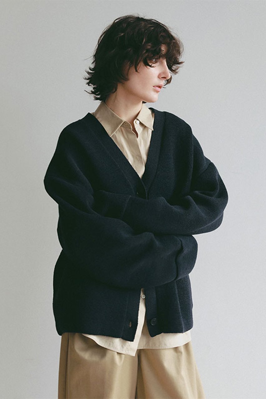 【エトレトウキョウ/ETRE TOKYO】のダブルフェイスVネックニットカーディガン 人気、トレンドファッション・服の通販 founy(ファニー) 　ファッション　Fashion　レディースファッション　Fashion for Women　トップス・カットソー　Cut & Sew Tops　ニット　Knit Tops & Sweaters　カーディガン・羽織り　Layered Style Cardigans　Vネックトップス　V-Neck Tops / V-Cut Neckline Shirts　春　Spring　カーディガン　Cardigan, Knitwear　ジャケット　Jacket, Outerwear　スラックス　Slacks, Dress Pants　ダブル　Double, Double-Breasted　バランス　Balance, Style Balance　フェイス　Face, Facial Design　フォルム　Silhouette, Form　リラックス　Relax, Relaxed Fit　ワイド　Wide, Wide Fit　S/S・春夏　SS, Spring/Summer, Warm Season　夏　Summer　2026年　2026　other-2|ID: prp329100004856714 ipo3291000000035820330