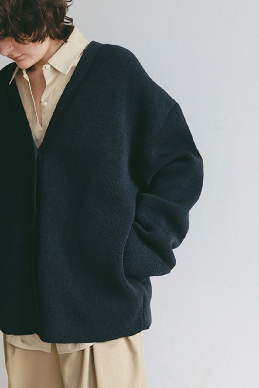 【エトレトウキョウ/ETRE TOKYO】のダブルフェイスVネックニットカーディガン 人気、トレンドファッション・服の通販 founy(ファニー) 　ファッション　Fashion　レディースファッション　Fashion for Women　トップス・カットソー　Cut & Sew Tops　ニット　Knit Tops & Sweaters　カーディガン・羽織り　Layered Style Cardigans　Vネックトップス　V-Neck Tops / V-Cut Neckline Shirts　春　Spring　カーディガン　Cardigan, Knitwear　ジャケット　Jacket, Outerwear　スラックス　Slacks, Dress Pants　ダブル　Double, Double-Breasted　バランス　Balance, Style Balance　フェイス　Face, Facial Design　フォルム　Silhouette, Form　リラックス　Relax, Relaxed Fit　ワイド　Wide, Wide Fit　S/S・春夏　SS, Spring/Summer, Warm Season　夏　Summer　2026年　2026　other-5|ID: prp329100004856714 ipo3291000000035820333