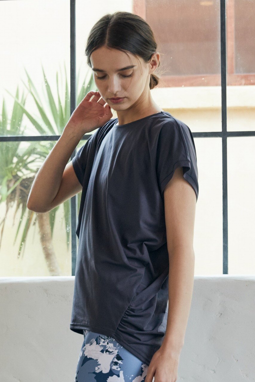 【ジュリエ/Julier】の【定番】ライトプライムドレープトップス 人気、トレンドファッション・服の通販 founy(ファニー) ファッション Fashion レディースファッション Fashion for Women トップス・カットソー Cut & Sew Tops スポーツウェア Functional & Stylish Sportswear スポーツ トップス Athletic Tops / Workout Tops / Training Shirts スポーツ Sports, Activewear ビッグ Big, Oversized ヨガ Yoga, Yoga Wear エレガント 上品 Elegant 定番 Standard, Basic Item 新作・新入荷 New Arrivals / New In other-8|ID: prp329100004856733 ipo3291000000035820625