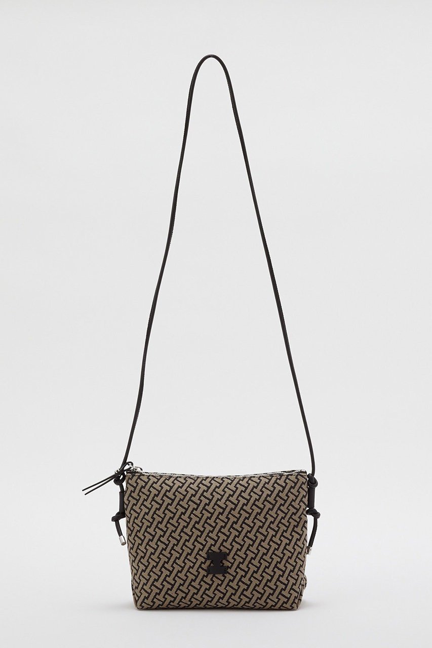 【イアクッチ/IACUCCI】のモノグランマ ポーチSD JACQUARD/RUGA 人気、トレンドファッション・服の通販 founy(ファニー) 　ファッション　Fashion　レディースファッション　Fashion for Women　ポーチ&ミニバッグ　Pouches & Mini Bags　春　Spring　グラフィック　Graphic, Graphic Design　コンパクト　Compact, Small Size　ジャカード／ジャガード　Jacquard, Woven Pattern　バランス　Balance, Style Balance　パッチ　Patch, Appliqué　ベスト　Vest, Waistcoat　ポーチ　Pouch, Small Case　モダン　Modern, Contemporary　ラップ　Wrap, Wrap Design　S/S・春夏　SS, Spring/Summer, Warm Season　夏　Summer　旅行　Travel　2026年　2026　other-6|ID: prp329100004856768 ipo3291000000035821125