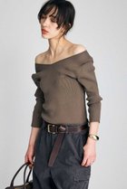 【ブリル/BRILL】の【raspail】Vネックプルオーバー 人気、トレンドファッション・服の通販 founy(ファニー) ファッション Fashion レディースファッション Fashion for Women トップス・カットソー Cut & Sew Tops ニット Knit Tops & Sweaters カジュアルプルオーバー・ニットトップス Pullovers & Knit Tops / Casual Pullovers Vネックトップス V-Neck Tops / V-Cut Neckline Shirts 2026年 2026 コレクション Collection, Seasonal Line デコルテ Décolleté, Neckline ベーシック Basic, Essential モダン Modern, Contemporary 夏 Summer 春 Spring S/S・春夏 SS, Spring/Summer, Warm Season thumbnail カーキ|ID: prp329100004856769 ipo3291000000035821167