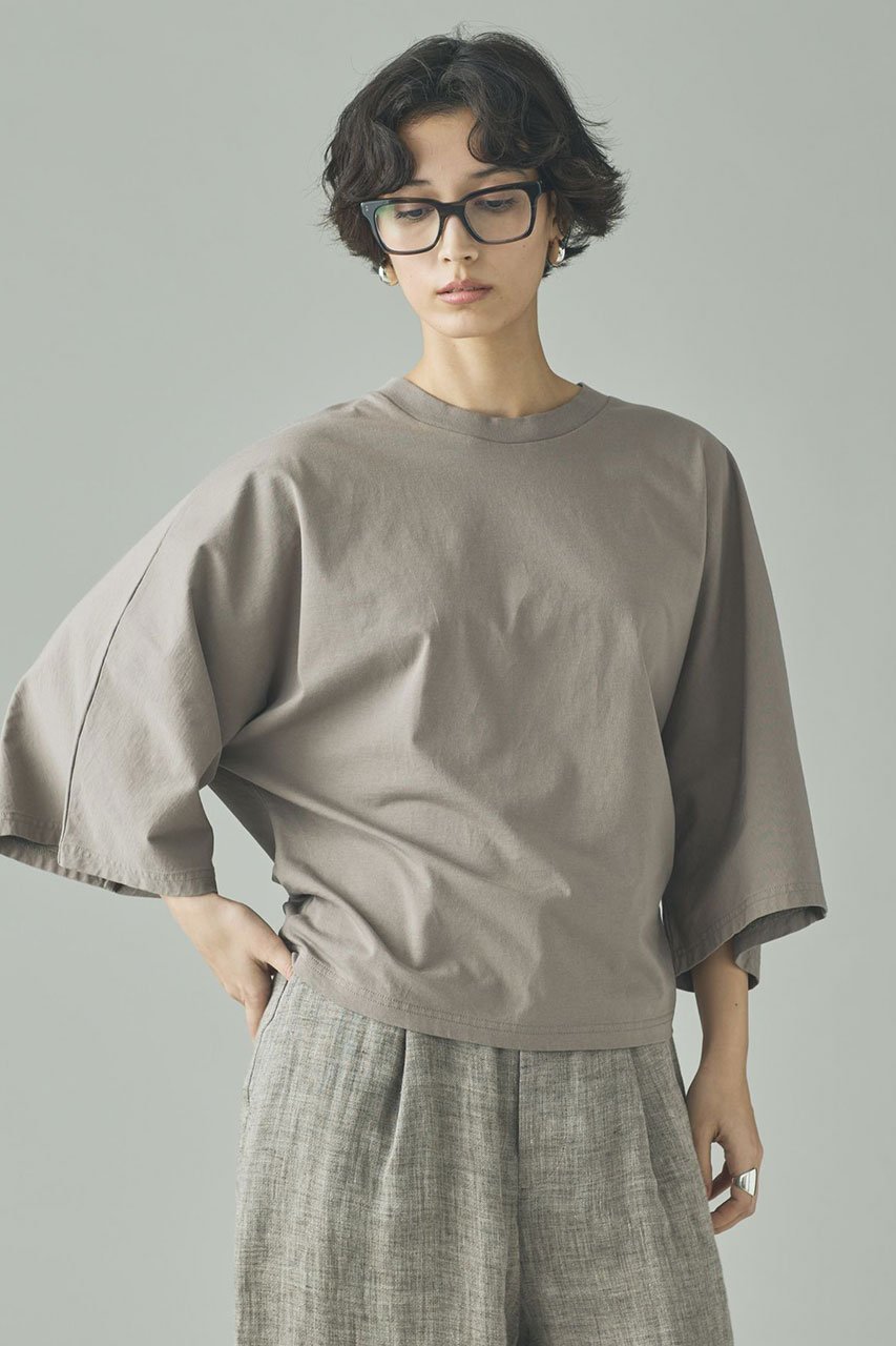 【カレンソロジー/Curensology】のドルマンナローTシャツ 人気、トレンドファッション・服の通販 founy(ファニー) 　ファッション　Fashion　レディースファッション　Fashion for Women　トップス・カットソー　Cut & Sew Tops　シャツ・ブラウス・オフィスカジュアル　Elegant Blouses & Button-Ups　ロングTシャツ・Tシャツ　Longline T-Shirts & Tees　カットソー・ベーシックTシャツ　Cut-and-Sewn Tops / Stretch Tees & Basics　2026年　2026　なめらか　Smooth, Silky Texture　インド　Indian Textile　ショート　Short, Short Length　スリーブ　Sleeve, Long Sleeve / Short Sleeve　ダウン　Down, Puffer　夏　Summer　春　Spring　S/S・春夏　SS, Spring/Summer, Warm Season　other-2|ID: prp329100004856779 ipo3291000000035821323