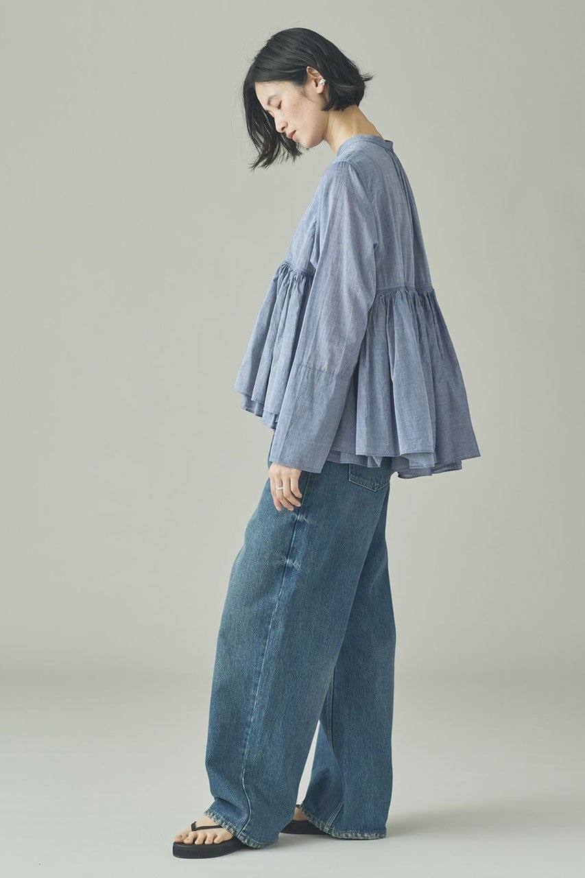 【カレンソロジー/Curensology】のシャンブレーレイヤードギャザーブラウス 人気、トレンドファッション・服の通販 founy(ファニー) ファッション Fashion レディースファッション Fashion for Women トップス・カットソー Cut & Sew Tops シャツ・ブラウス・オフィスカジュアル Elegant Blouses & Button-Ups 2026年 2026 ギャザー Gathered, Ruffled シンプル Simple, Minimal スラックス Slacks, Dress Pants スリーブ Sleeve, Long Sleeve / Short Sleeve デニム Denim, Jeans Material ボトム Bottoms, Lower Wear モダン Modern, Contemporary ロング Long, Long-Length 夏 Summer 春 Spring S/S・春夏 SS, Spring/Summer, Warm Season other-6|ID: prp329100004856781 ipo3291000000035821356