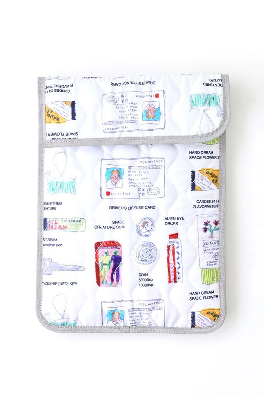 【エーシーン/A SCENE】の【2/13 20:00販売開始】【CONVENIENCE YOUNG】Gadget sleeve 人気、トレンドファッション・服の通販 founy(ファニー) 　ファッション　Fashion　レディースファッション　Fashion for Women　トップス・カットソー　Cut & Sew Tops　2026年　2026　キルティング　Quilted, Quilting　グラフィック　Graphic, Graphic Design　スリーブ　Sleeve, Long Sleeve / Short Sleeve　パイピング　Piping, Trim Design　プリント　Print, Printed Pattern　ポーチ　Pouch, Small Case　ランダム　Random, Irregular　夏　Summer　定番　Standard, Basic Item　春　Spring　S/S・春夏　SS, Spring/Summer, Warm Season　 other-1|ID: prp329100004856885 ipo3291000000035827008