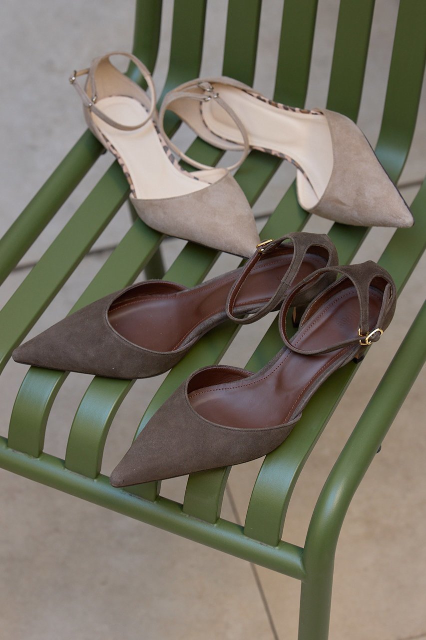 【ウィムガゼット/Whim Gazette】の【Hoaw.】スエードポインテッドパンプス 人気、トレンドファッション・服の通販 founy(ファニー) 　ファッション　Fashion　レディースファッション　Fashion for Women　アクセサリー　Fashion Accessories　春　Spring　シューズ　Shoes, Footwear　シルク　Silk, 100% Silk　セパレート　Separate, Two-Piece　なめらか　Smooth, Silky Texture　バランス　Balance, Style Balance　プリント　Print, Printed Pattern　ラップ　Wrap, Wrap Design　レオパード　Leopard, Animal Print　S/S・春夏　SS, Spring/Summer, Warm Season　夏　Summer　エレガント 上品　Elegant　2026年　2026　other-2|ID: prp329100004857896 ipo3291000000036146096