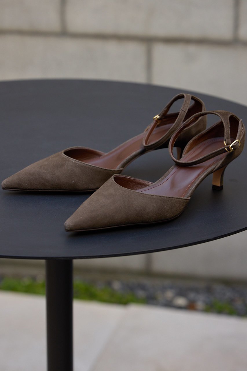 【ウィムガゼット/Whim Gazette】の【Hoaw.】スエードポインテッドパンプス インテリア・キッズ・メンズ・レディースファッション・服の通販 founy(ファニー) 　ファッション　Fashion　レディースファッション　Fashion for Women　アクセサリー　Fashion Accessories　シューズ　Shoes, Footwear　シルク　Silk, 100% Silk　セパレート　Separate, Two-Piece　なめらか　Smooth, Silky Texture　バランス　Balance, Style Balance　プリント　Print, Printed Pattern　ラップ　Wrap, Wrap Design　レオパード　Leopard, Animal Print　再入荷　Restock / Back in Stock　エレガント 上品　Elegant　ダークブラウン|ID: prp329100004857896 ipo3291000000036870948