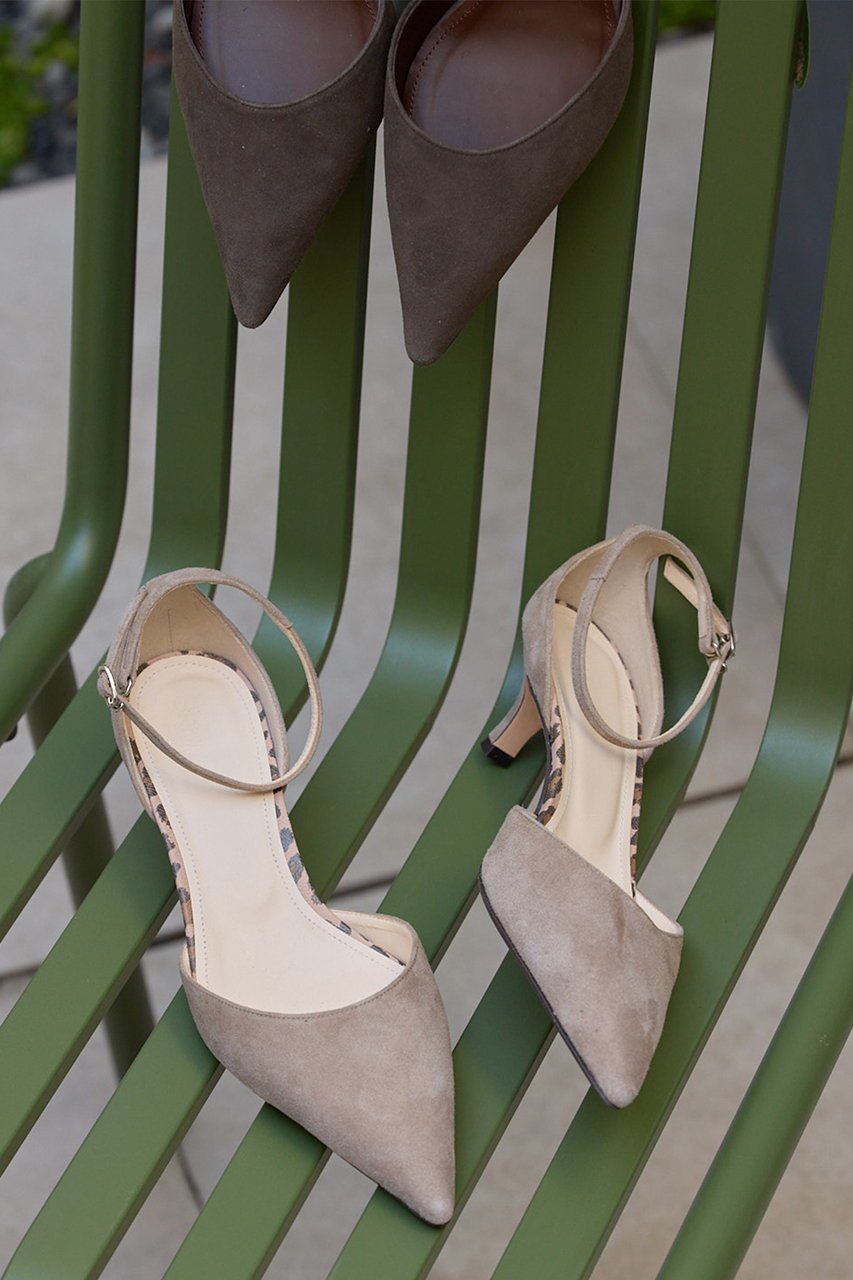 【ウィムガゼット/Whim Gazette】の【Hoaw.】スエードポインテッドパンプス 人気、トレンドファッション・服の通販 founy(ファニー) 　ファッション　Fashion　レディースファッション　Fashion for Women　アクセサリー　Fashion Accessories　シューズ　Shoes, Footwear　シルク　Silk, 100% Silk　セパレート　Separate, Two-Piece　なめらか　Smooth, Silky Texture　バランス　Balance, Style Balance　プリント　Print, Printed Pattern　ラップ　Wrap, Wrap Design　レオパード　Leopard, Animal Print　再入荷　Restock / Back in Stock　エレガント 上品　Elegant　other-2|ID: prp329100004857896 ipo3291000000036900839