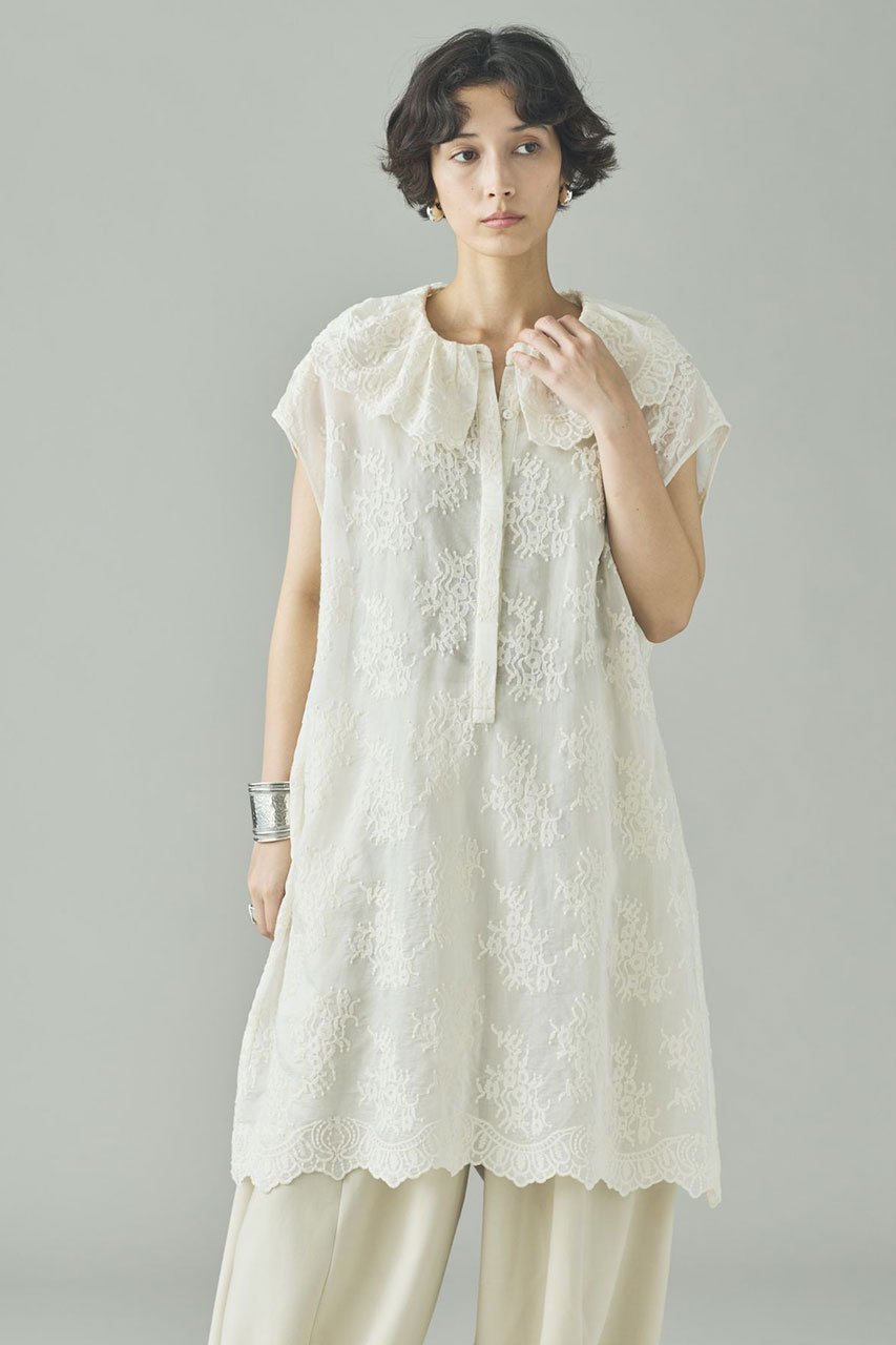 【カレンソロジー/Curensology】のレースチュニックブラウス 人気、トレンドファッション・服の通販 founy(ファニー) ファッション Fashion レディースファッション Fashion for Women トップス・カットソー Cut & Sew Tops シャツ・ブラウス・オフィスカジュアル Elegant Blouses & Button-Ups 2026年 2026 おすすめ Recommended / Our Picks エアリー Airy Texture カーディガン Cardigan, Knitwear ジャケット Jacket, Outerwear スカラップ Scallop, Scalloped Edge スリーブ Sleeve, Long Sleeve / Short Sleeve チュニック Tunic, Long Top ノースリーブ Sleeveless, No-Sleeve フェミニン Feminine, Girly フロント Front, Front Design ラッフル Ruffle, Frill ロング Long, Long-Length 夏 Summer 春 Spring S/S・春夏 SS, Spring/Summer, Warm Season other-1|ID: prp329100004857906 ipo3291000000035876961