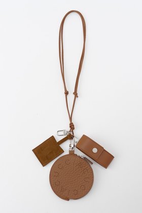 【イアクッチ/IACUCCI】 ヴィヴァーチェCERVO/ALCE/RUGA/SUED大人の最旬トレンドファッション＆コーディネート founy(ファウニー) ファッション Fashion レディースファッション Fashion for Women バッグ Bags ショルダー Shoulder, Shoulder Strap スマート Smart, Elegant チャーム Charm, Pendant ポーチ Pouch, Small Case リップ Lip, Lip Motif おすすめ Recommended / Our Picks |ID:prp329100004857941