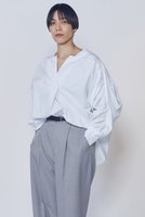 【プルミエ アロンディスモン/1er Arrondissement】のギャザーブラウス 人気、トレンドファッション・服の通販 founy(ファニー) ファッション Fashion レディースファッション Fashion for Women トップス・カットソー Cut & Sew Tops シャツ・ブラウス・オフィスカジュアル Elegant Blouses & Button-Ups 2026年 2026 ギャザー Gathered, Ruffled スキッパー Skipper, Open Collar スリーブ Sleeve, Long Sleeve / Short Sleeve ロング Long, Long-Length エレガント 上品 Elegant 夏 Summer 春 Spring S/S・春夏 SS, Spring/Summer, Warm Season |ID:prp329100004857964