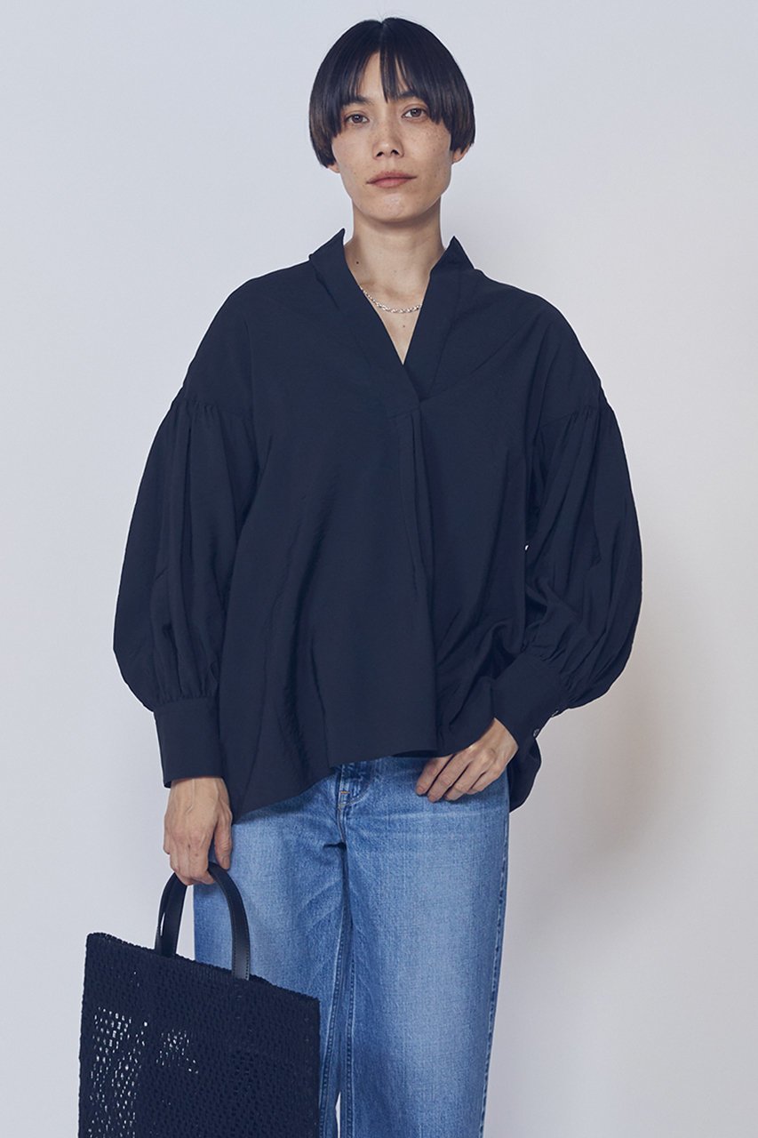 【プルミエ アロンディスモン/1er Arrondissement】のモダールナイロンシルクスキッパーブラウス 人気、トレンドファッション・服の通販 founy(ファニー) 　ファッション　Fashion　レディースファッション　Fashion for Women　トップス・カットソー　Cut & Sew Tops　シャツ・ブラウス・オフィスカジュアル　Elegant Blouses & Button-Ups　2026年　2026　ギャザー　Gathered, Ruffled　スキッパー　Skipper, Open Collar　スリーブ　Sleeve, Long Sleeve / Short Sleeve　リラックス　Relax, Relaxed Fit　ロング　Long, Long-Length　夏　Summer　春　Spring　S/S・春夏　SS, Spring/Summer, Warm Season　other-4|ID: prp329100004857967 ipo3291000000035883665